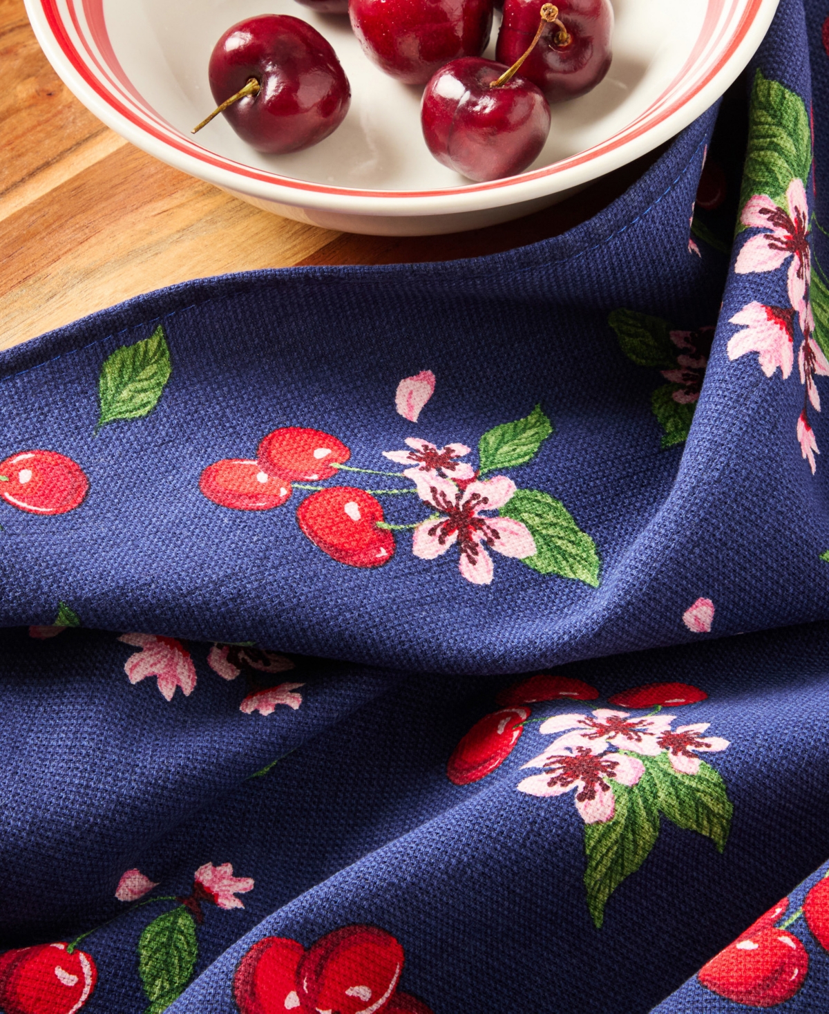 Draper James Cherry Blossom 3-Pack Kitchen Towels