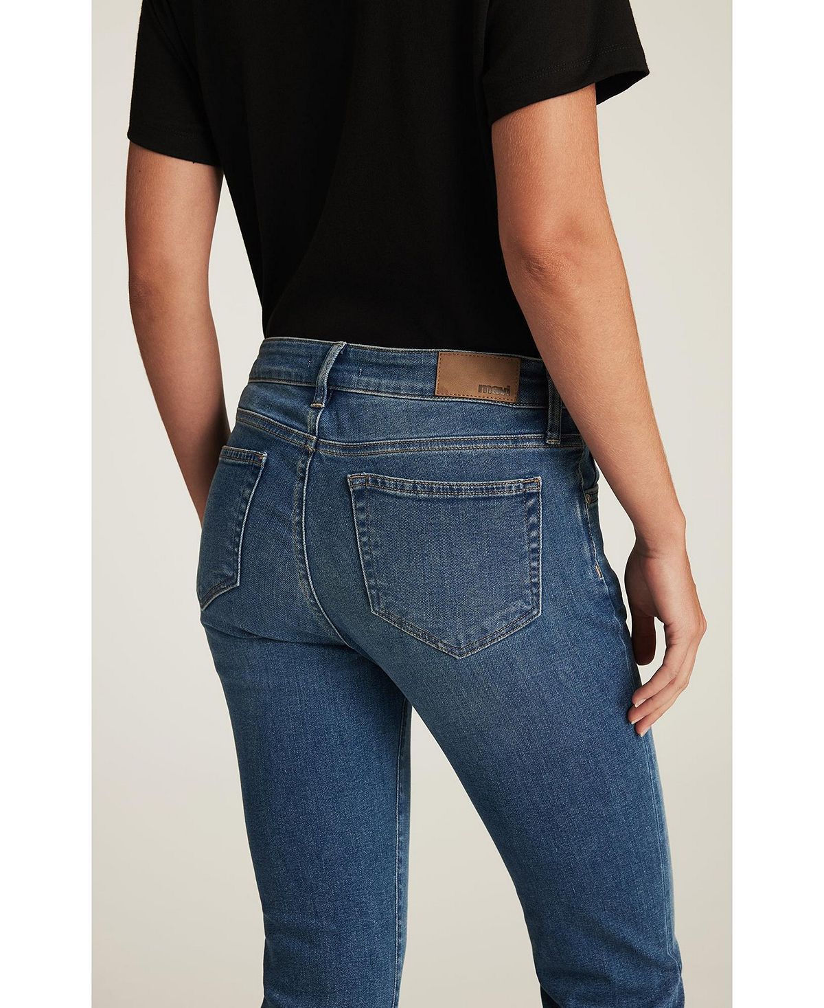 Mavi Jeans Women's Emma Mid Rise Slim Boyfriend Jeans view 5 — MAYCSS fashion products