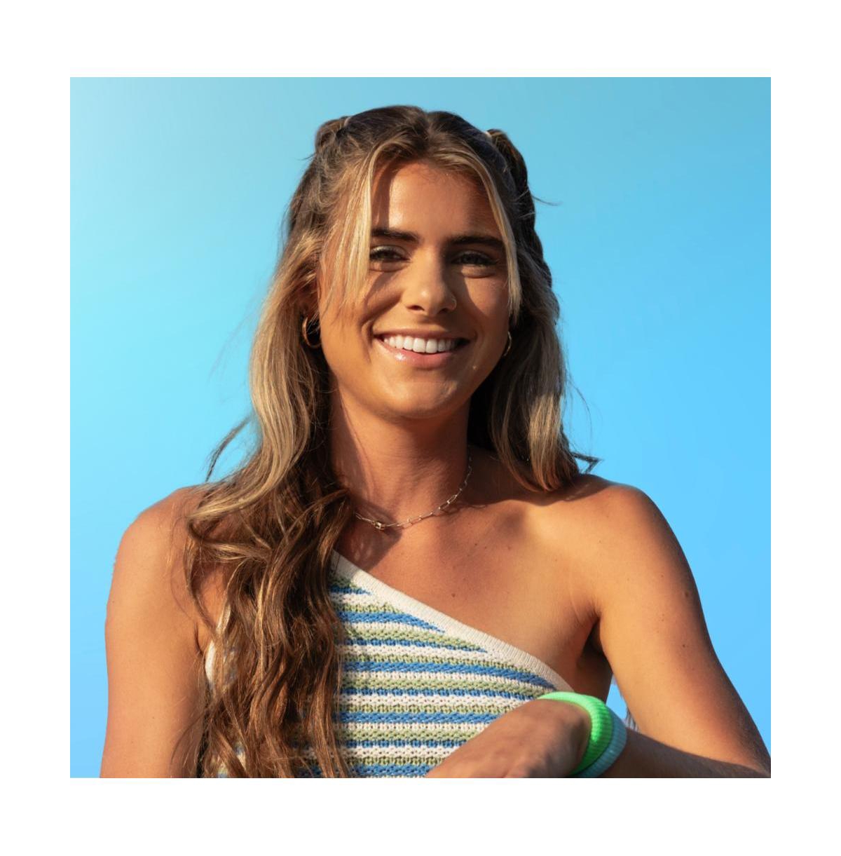 Gimme Beauty Medium Hair Premium Elastics - Clear Hair Ties with Innovative Storage Stack - No-Slip, Durable Bands for All Day Use