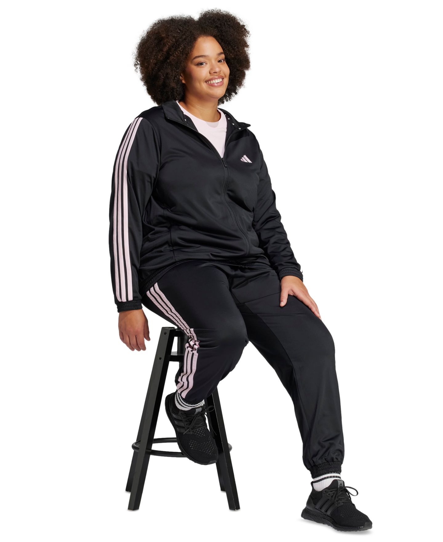 Женская куртка adidas Plus Size Essentials Tricot Three Stripes Track, цвет: Чёрный / Прозрачный розовый — фото 6