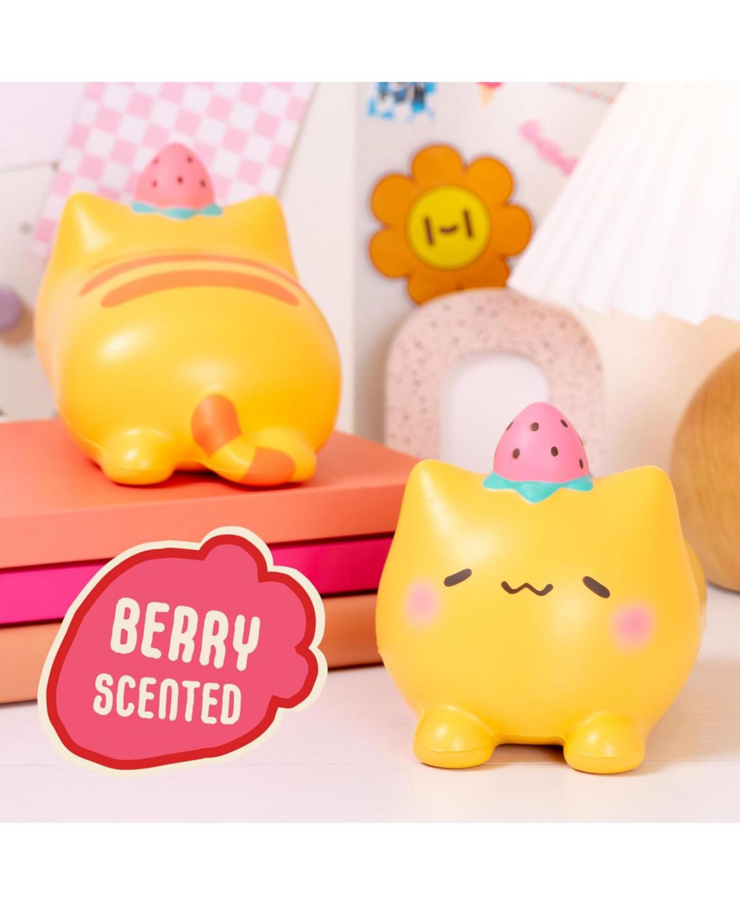 Игрушка-мялка Hamee Squishy Jumbo «Клубничный кот», медленно расправляется, антистресс — фото 2