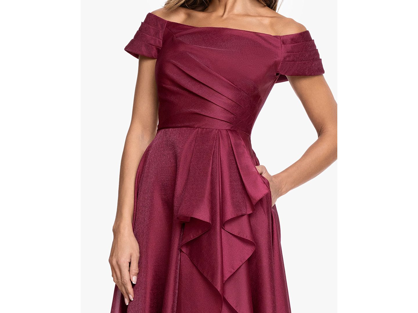 Женские платья XSCAPE Embroidered Floral Off-The-Shoulder Ball Gown, цвет: Винный — фото 3