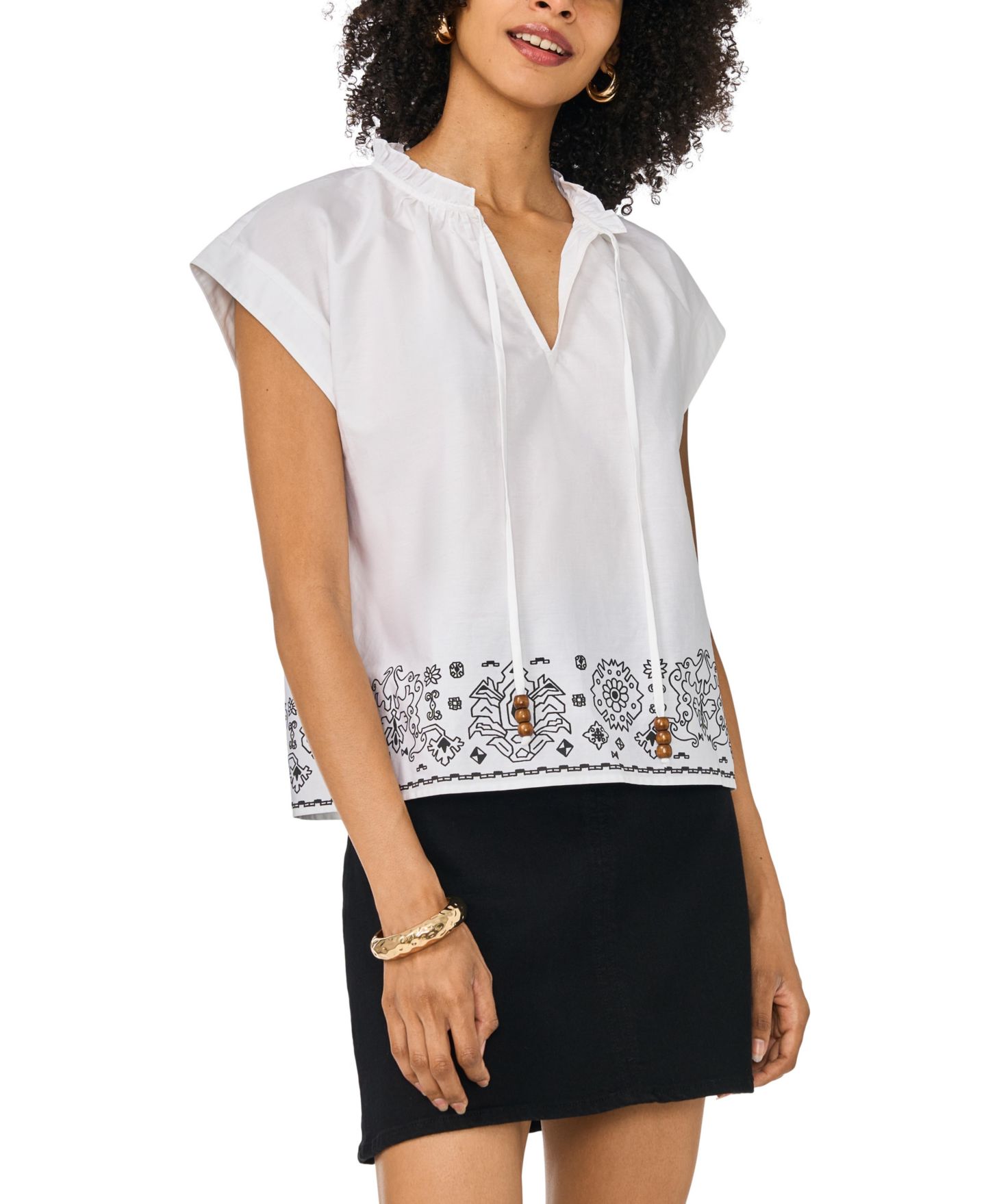Женский топ Vince Camuto Rolled-Up Short-Sleeve, цвет: Белый — фото 1