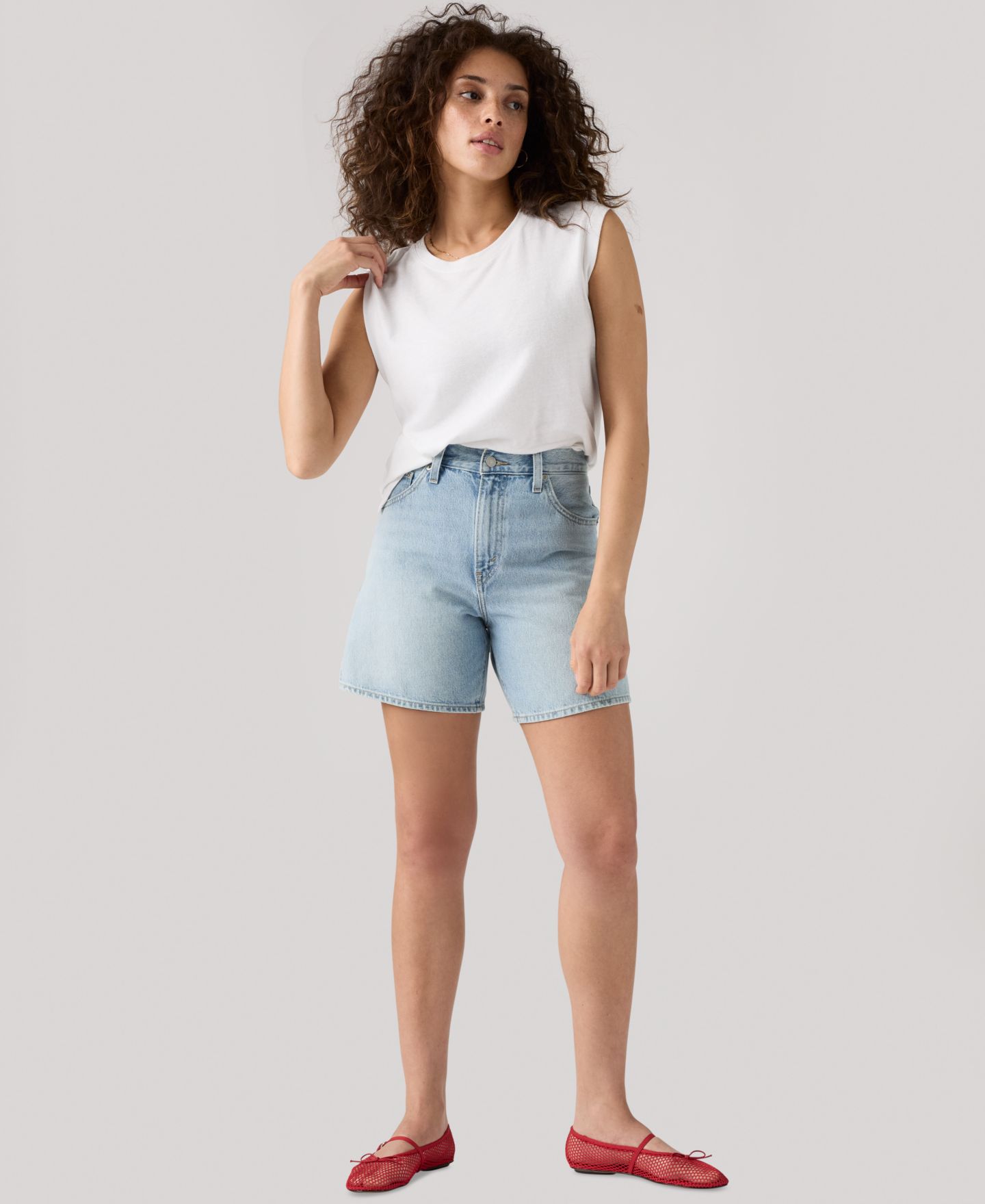 Женские шорты Levi's Premium High-Rise Baggy Denim Shorts, цвет: Far And Wi — фото 2