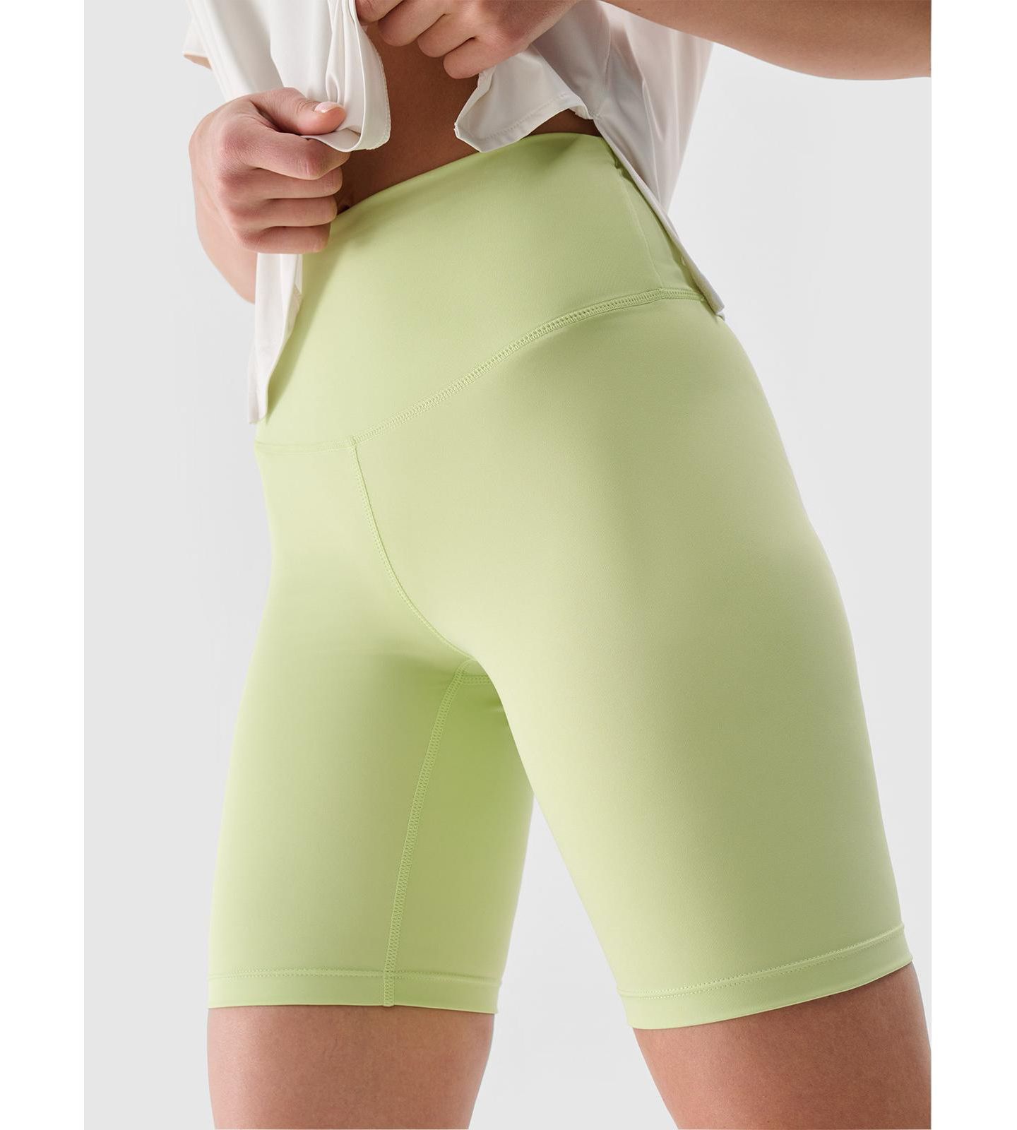 Женские леггинсы 4F Training Cycling Short, цвет: Светлый зелёный — фото 3