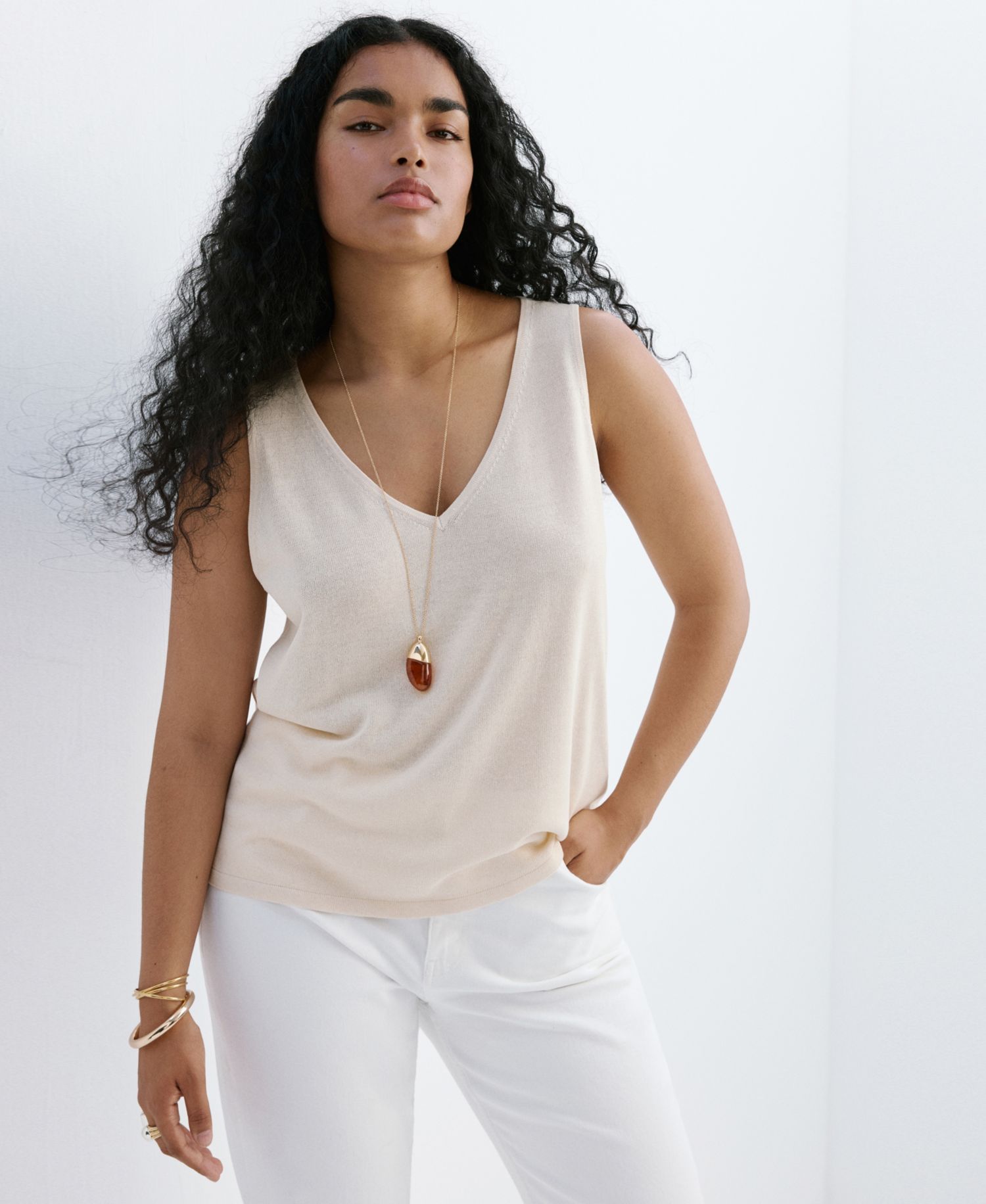 Women's V-Neck Knit Top