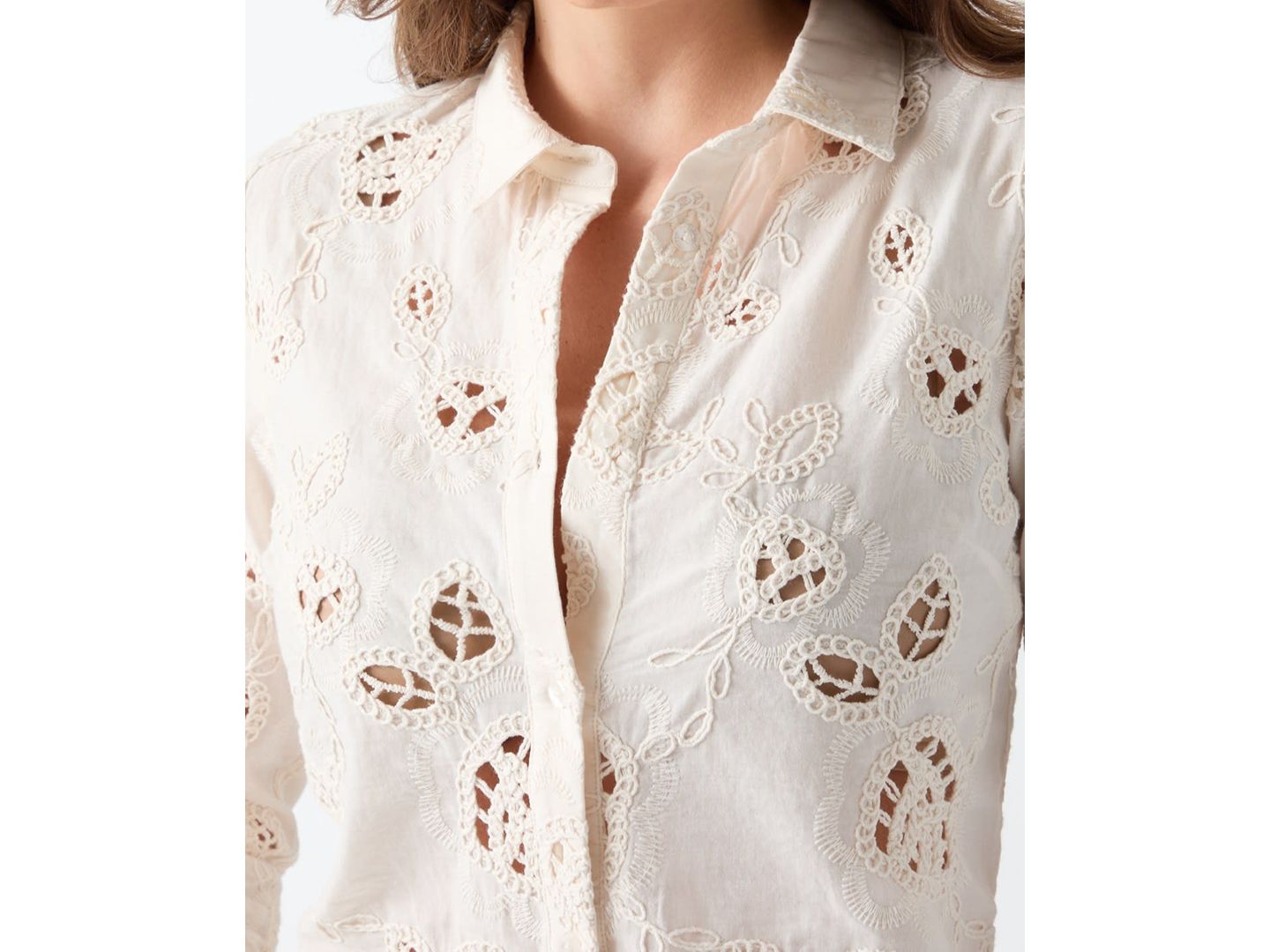 Женская рубашка GUESS Lenora Cropped Long-Sleeve Button-Up, цвет: Кремовый белый — фото 3