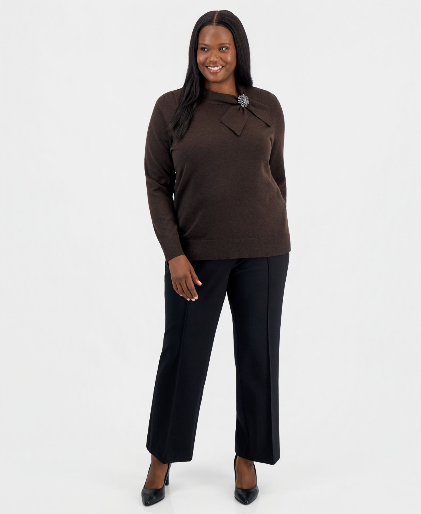 Женский свитер Kasper Plus Size Tie-Neck Pleated-Shoulder, цвет: Насыщенный шоколадный — фото 2