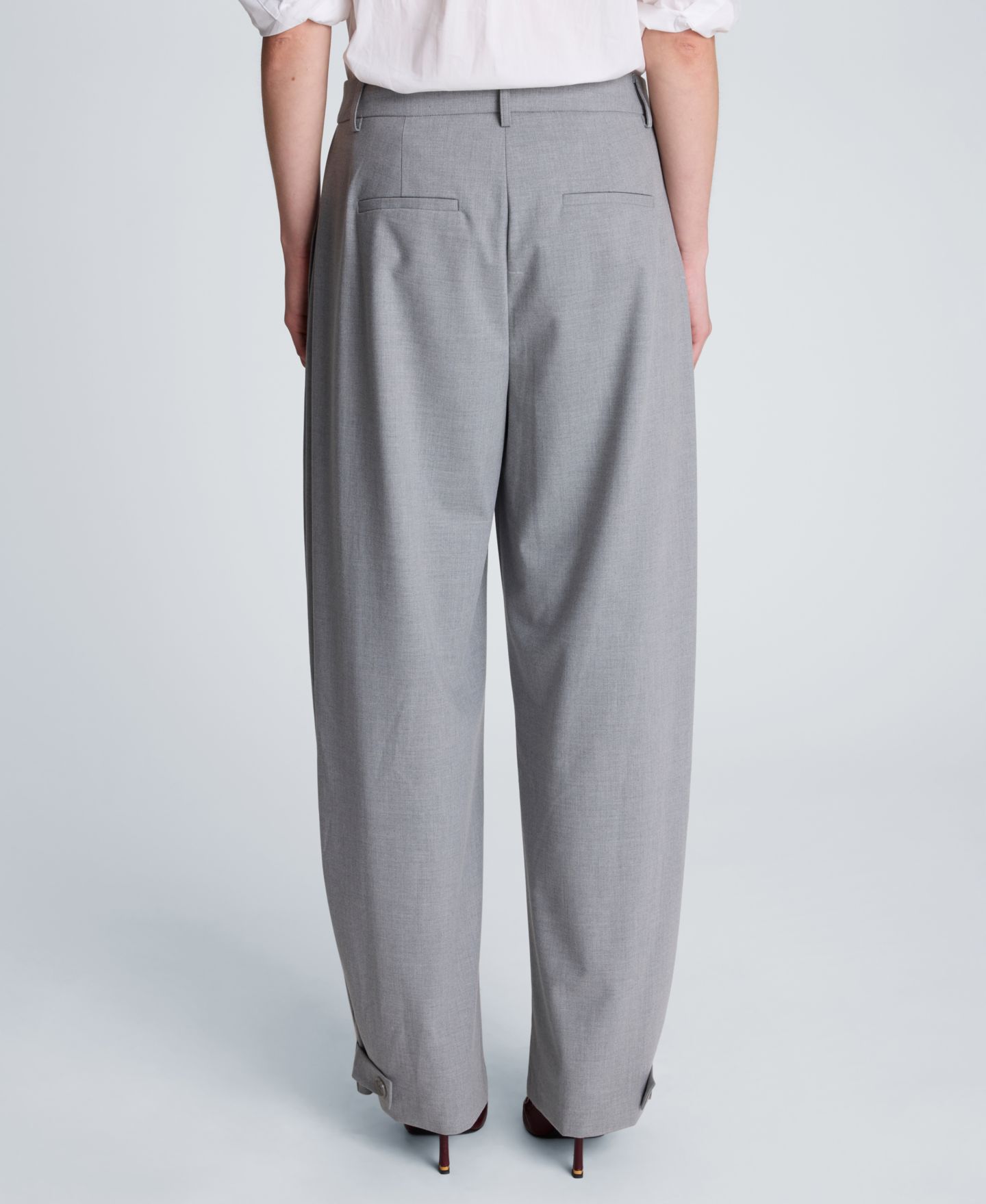Женские брюки Kenneth Cole High-Rise Accordion Side-Pleat Wide-Leg, цвет: Туманный меланжевый — фото 4