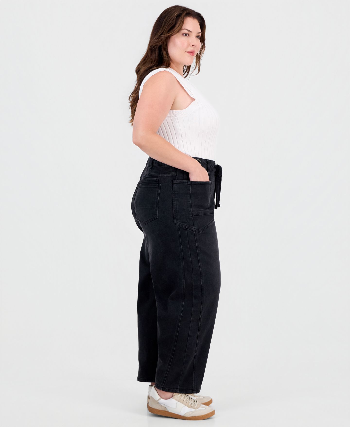 Женские джинсы And Now This Trendy Plus Size Tie-Waist Barrel, цвет: Чёрный — фото 4