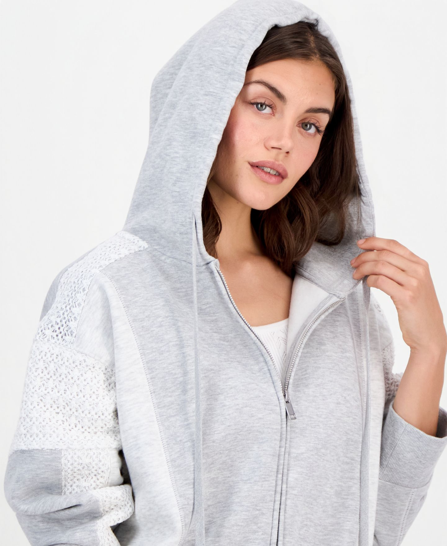 Женское худи And Now This Petite Crochet Cropped Fleece Zip, цвет: Светлый серый — фото 4