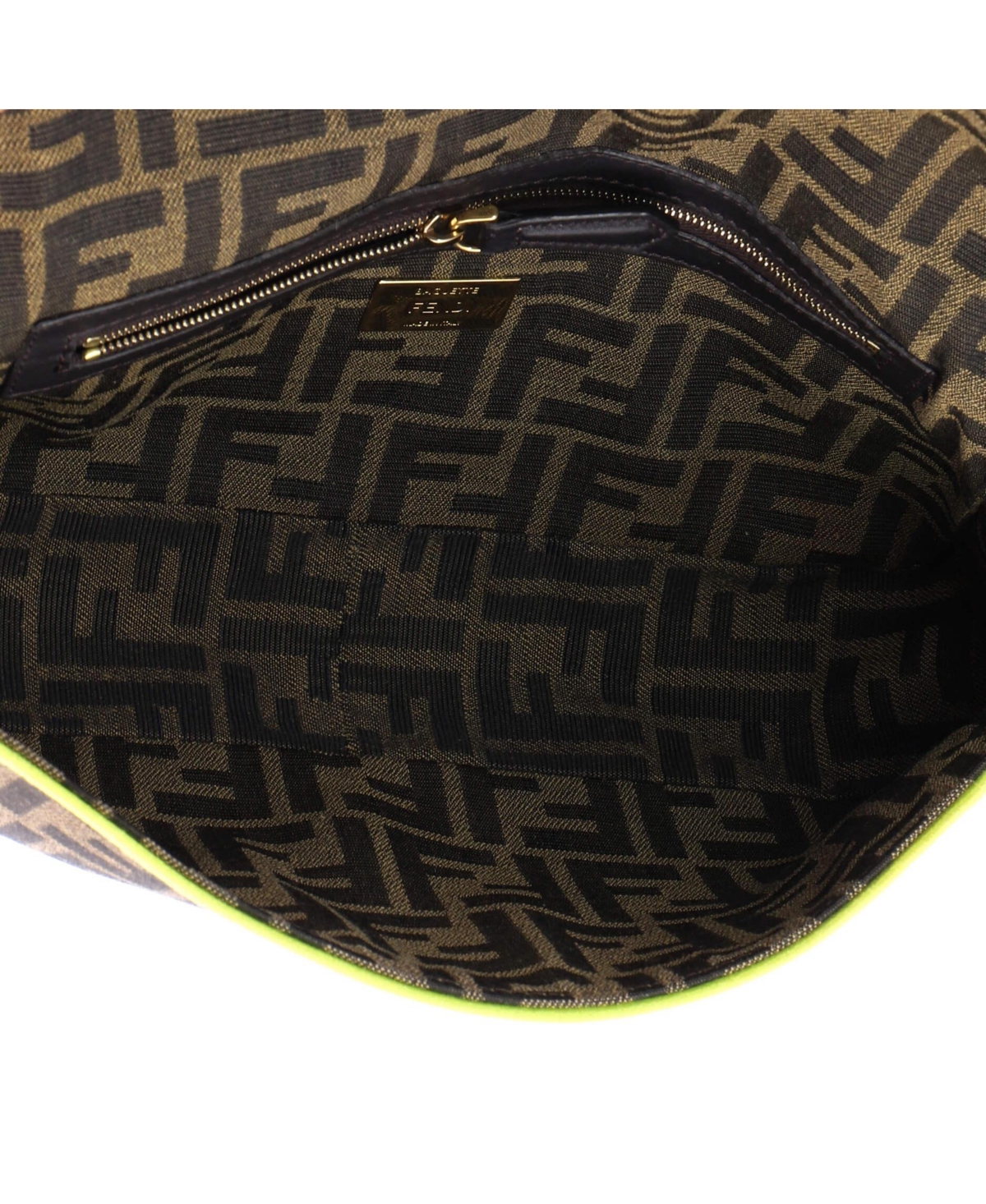 Pre-Owned Fendi Medium Baguette Nm Bag Zucca Canvas