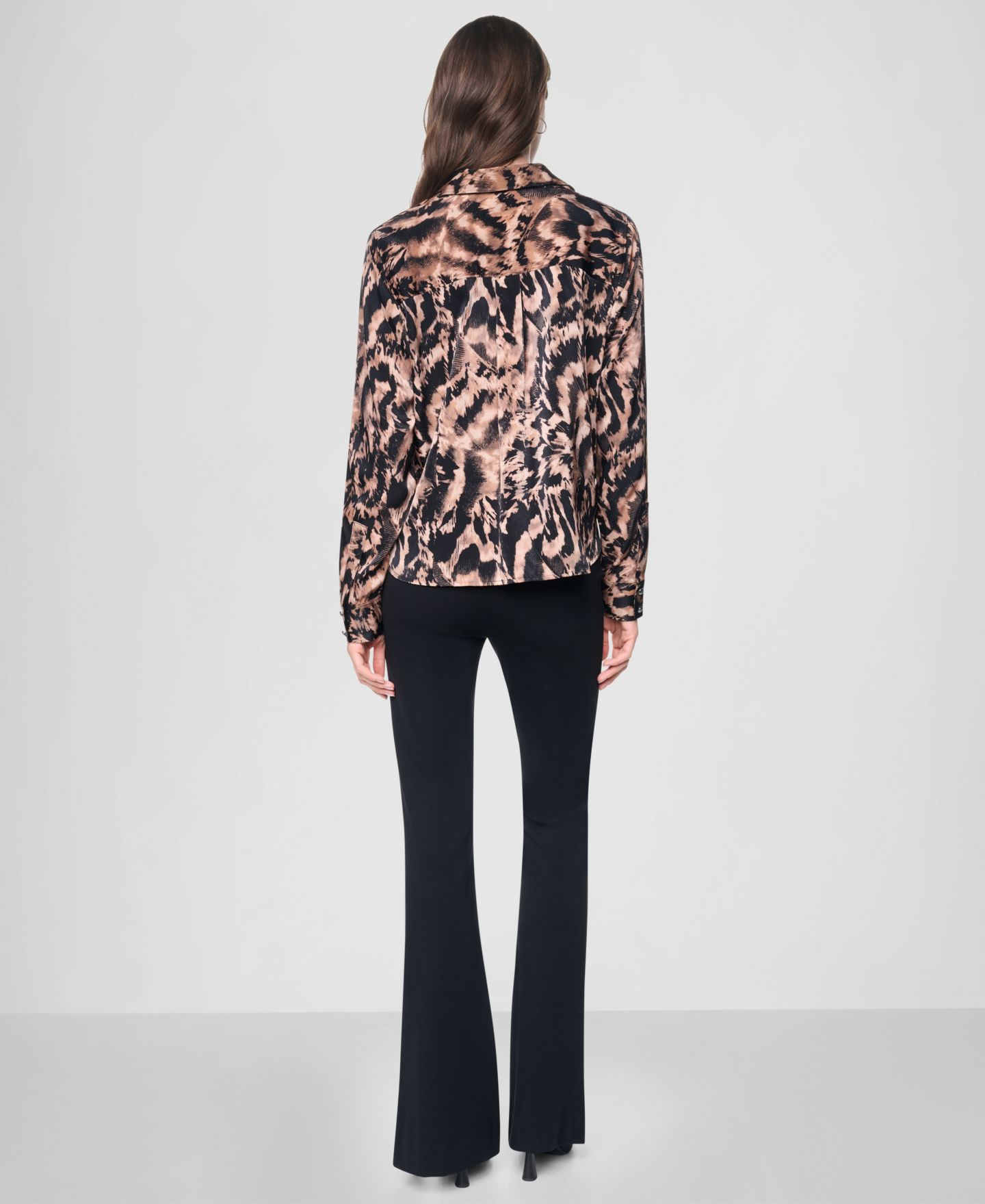 Женская рубашка DKNY с принтом, перекрутом спереди и длинным рукавом, цвет: Abstract Feather — фото 5