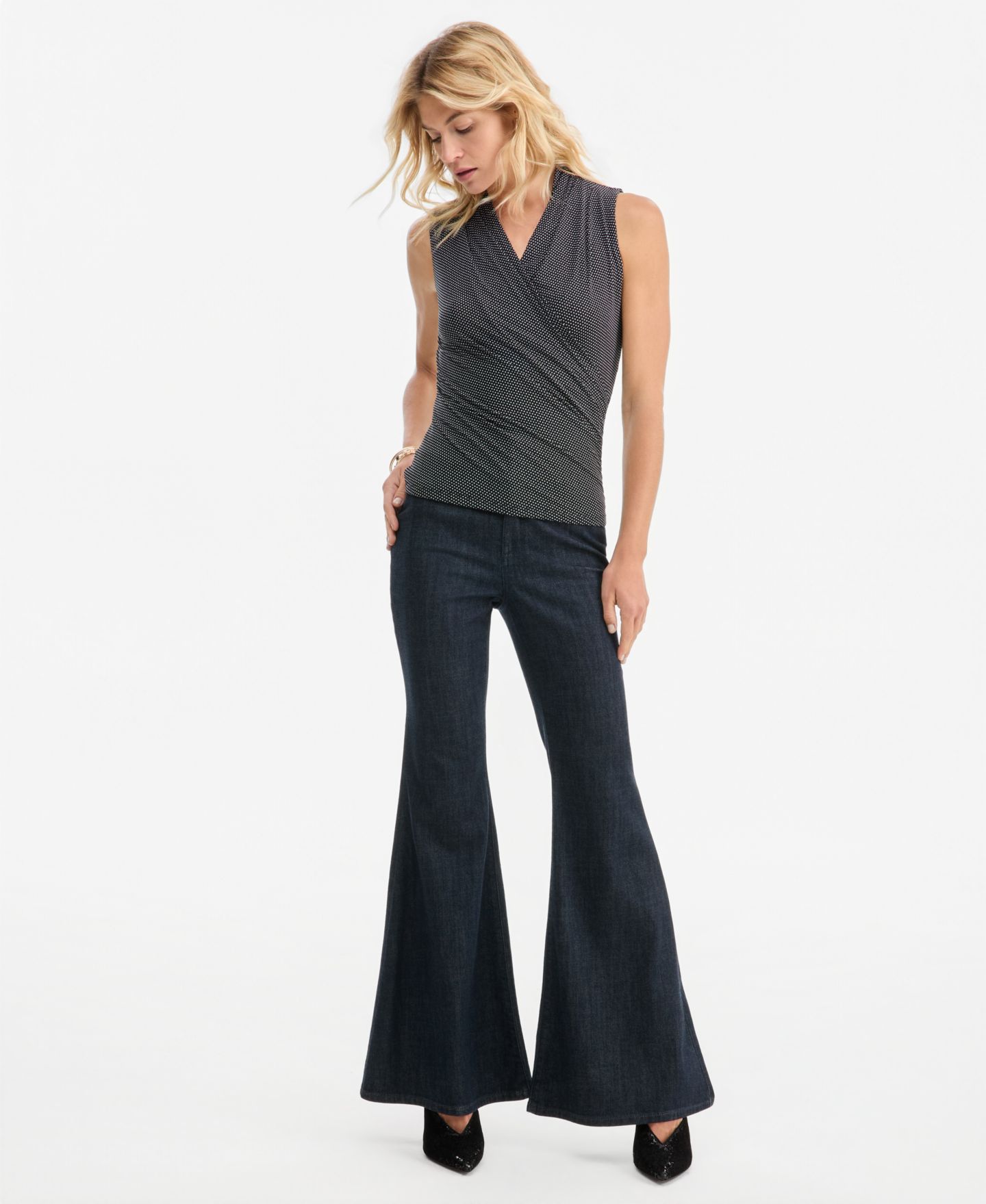 Женский топ I.N.C. International Concepts Ruched Mesh V-Neck Surplice Tank, цвет: Чёрный — фото 3