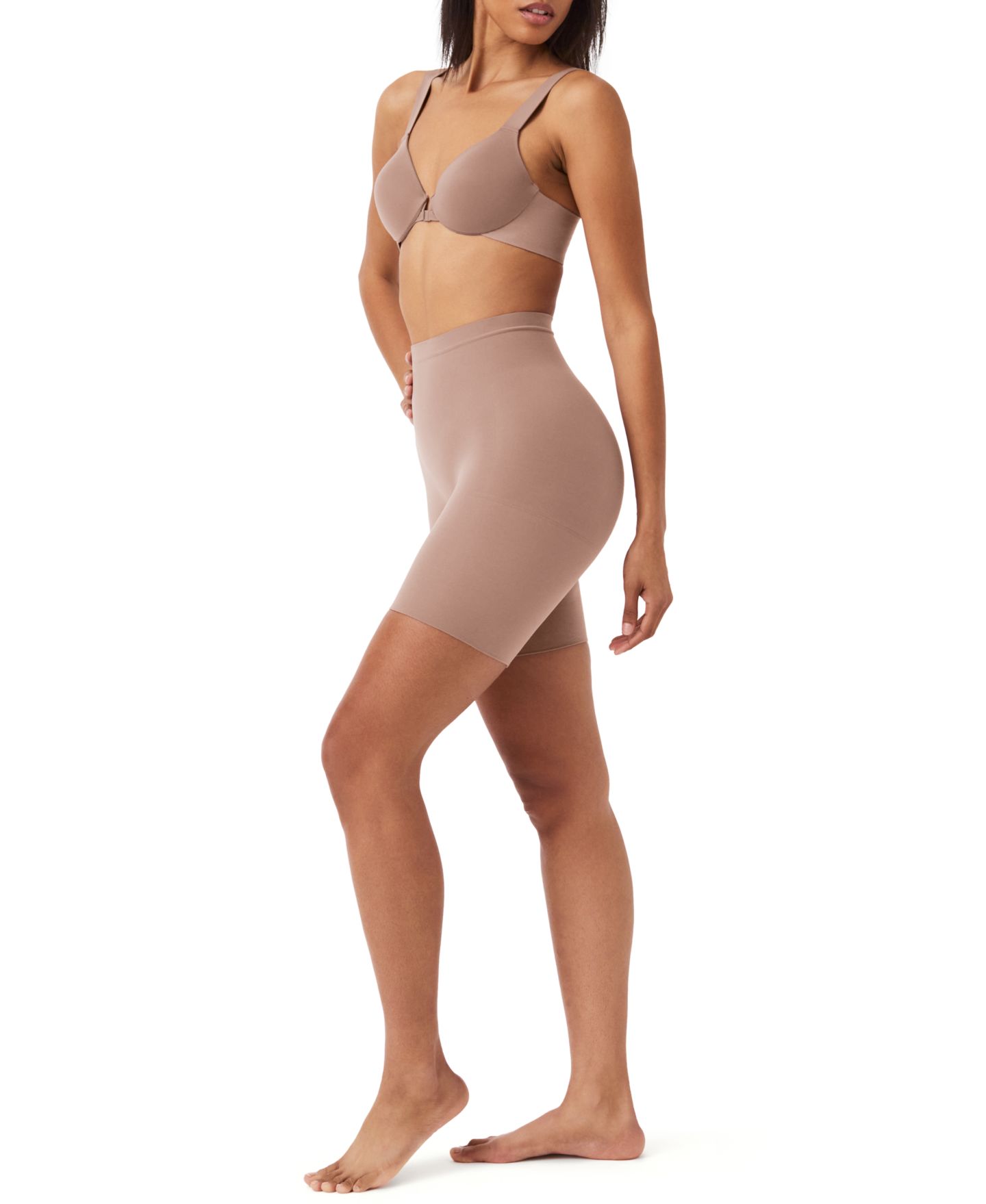 Женские шорты Spanx Sculpt Seamless Power Mid-Thigh, цвет: Cafe Au La — фото 3