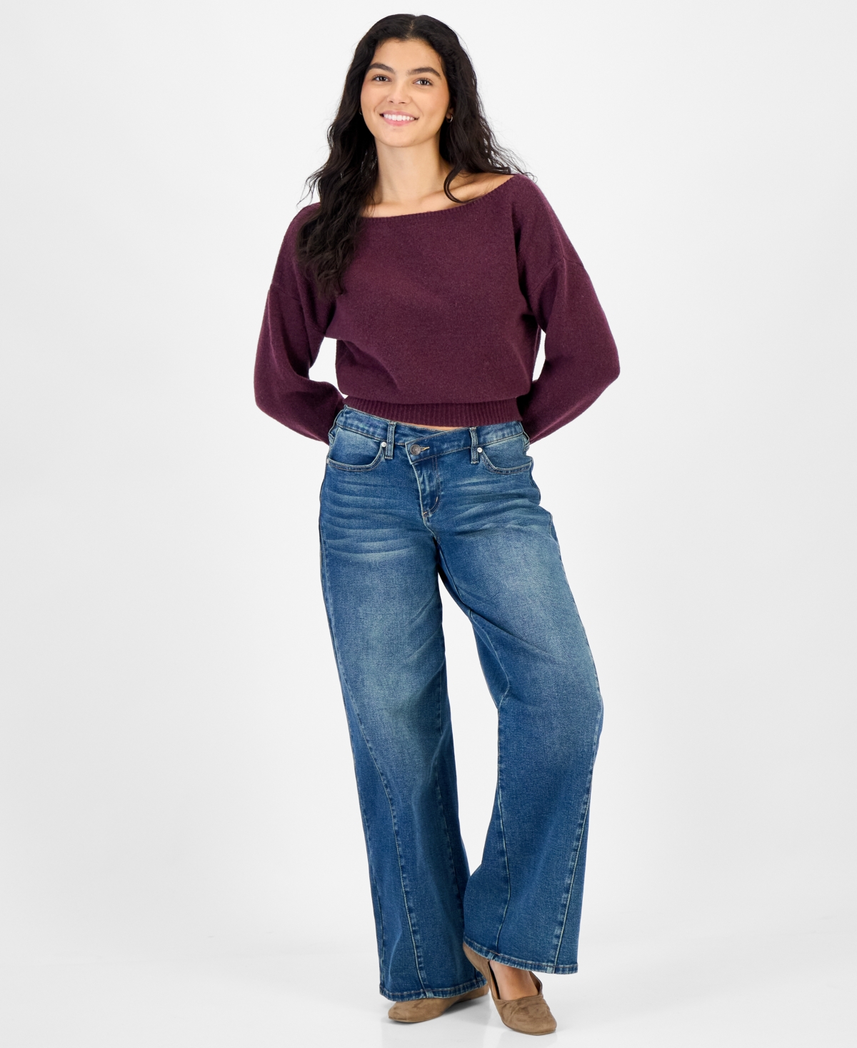 Hippie Rose Juniors' Slouchy Pullover Long-Sleeve Off-the-Shoulder Sweater