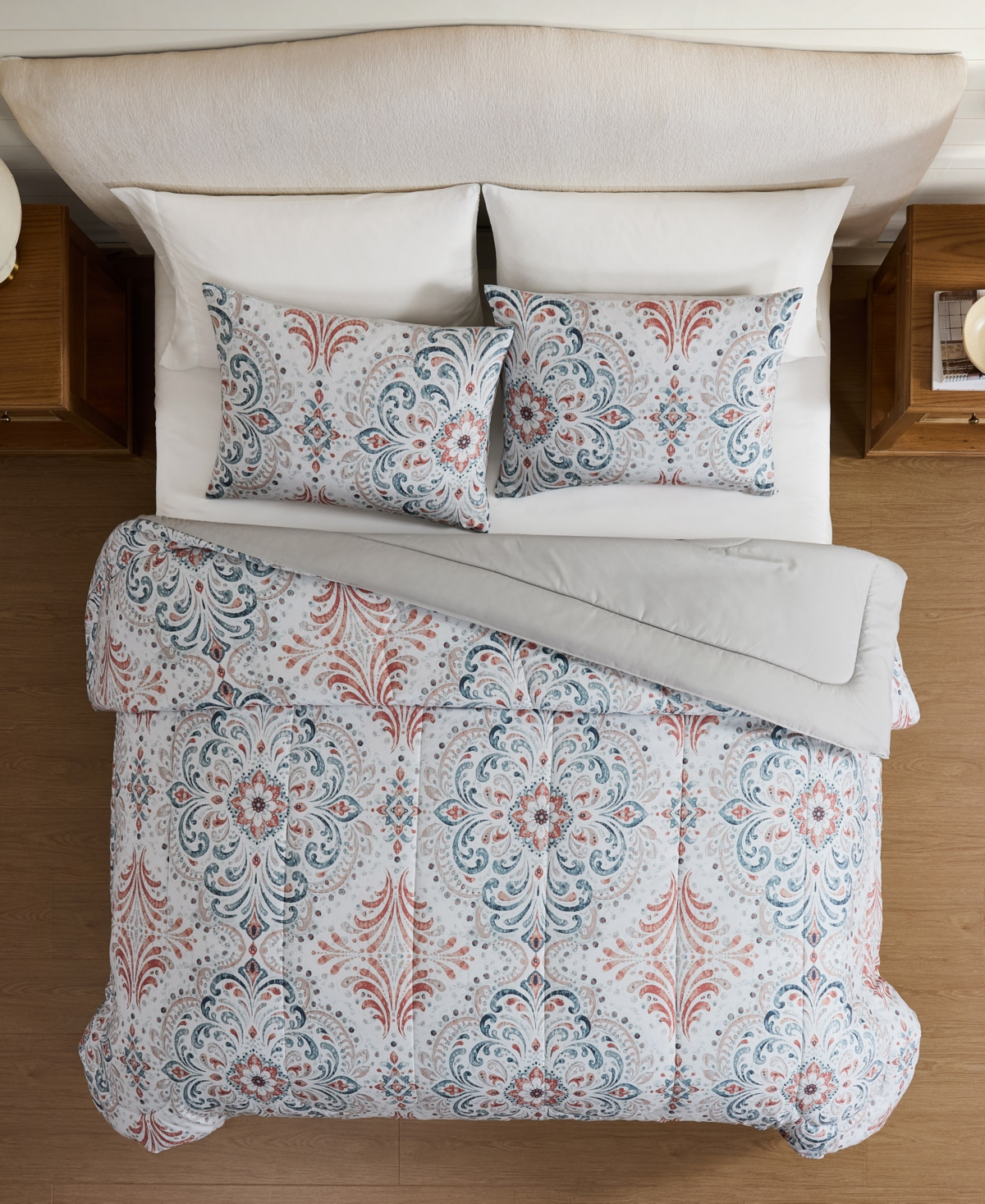 Ishara Damask 3-Piece Comforter Sets