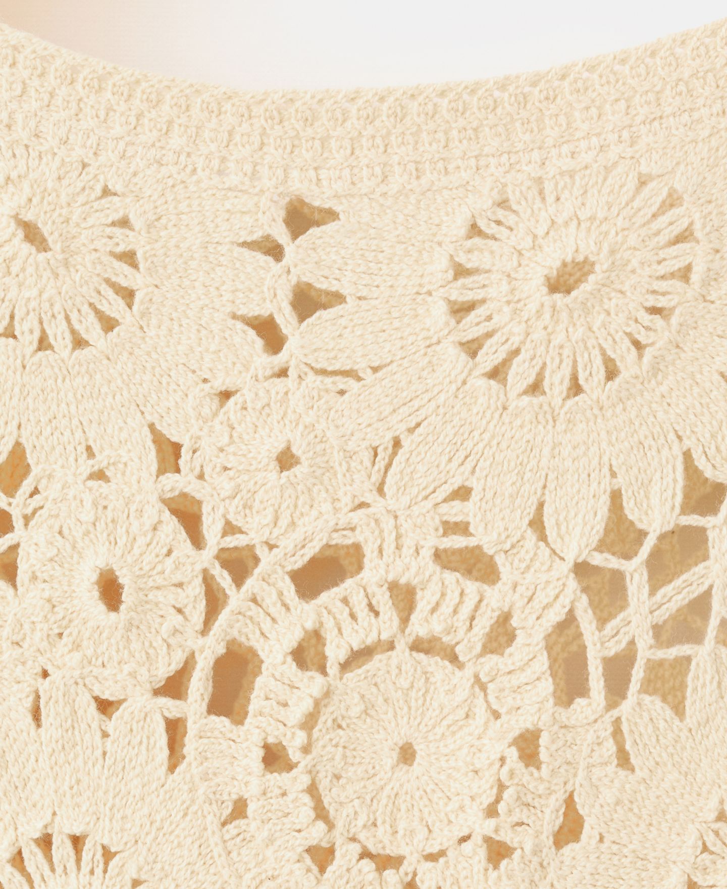 Женский топ Mango Lace Pattern Floral Knitted, цвет: Светлый пастельный жёлтый — фото 2