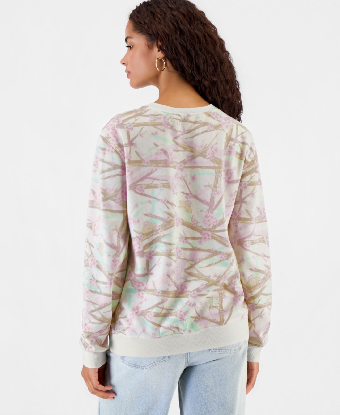 Женский свитер Sanrio Juniors' HK & Friends Camo-Print Fleece Pullover, цвет: Белый — фото 4