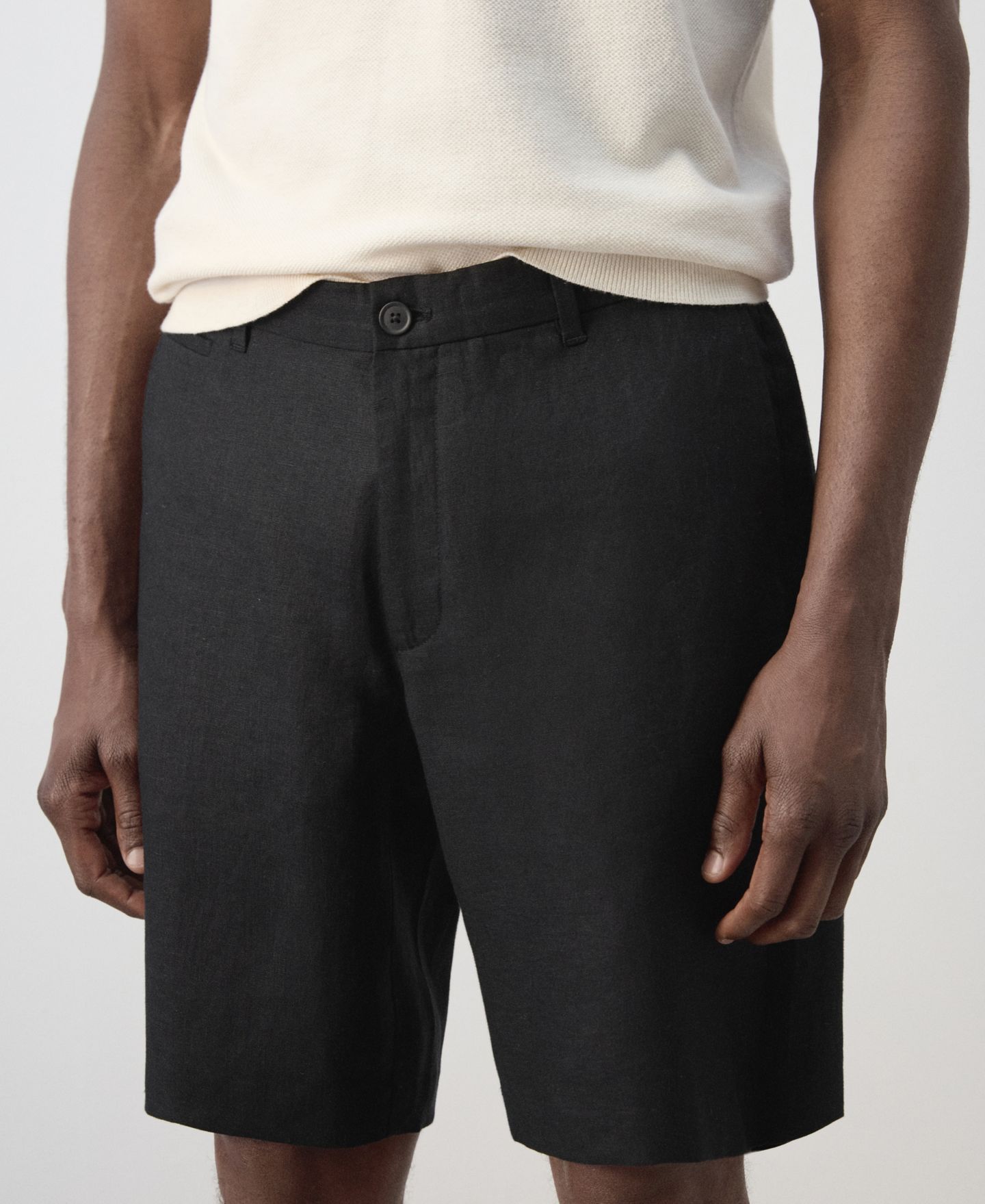 Мужские шорты MANGO Slim-Fit Linen 9.84" Bermuda, цвет: Чёрный — фото 3