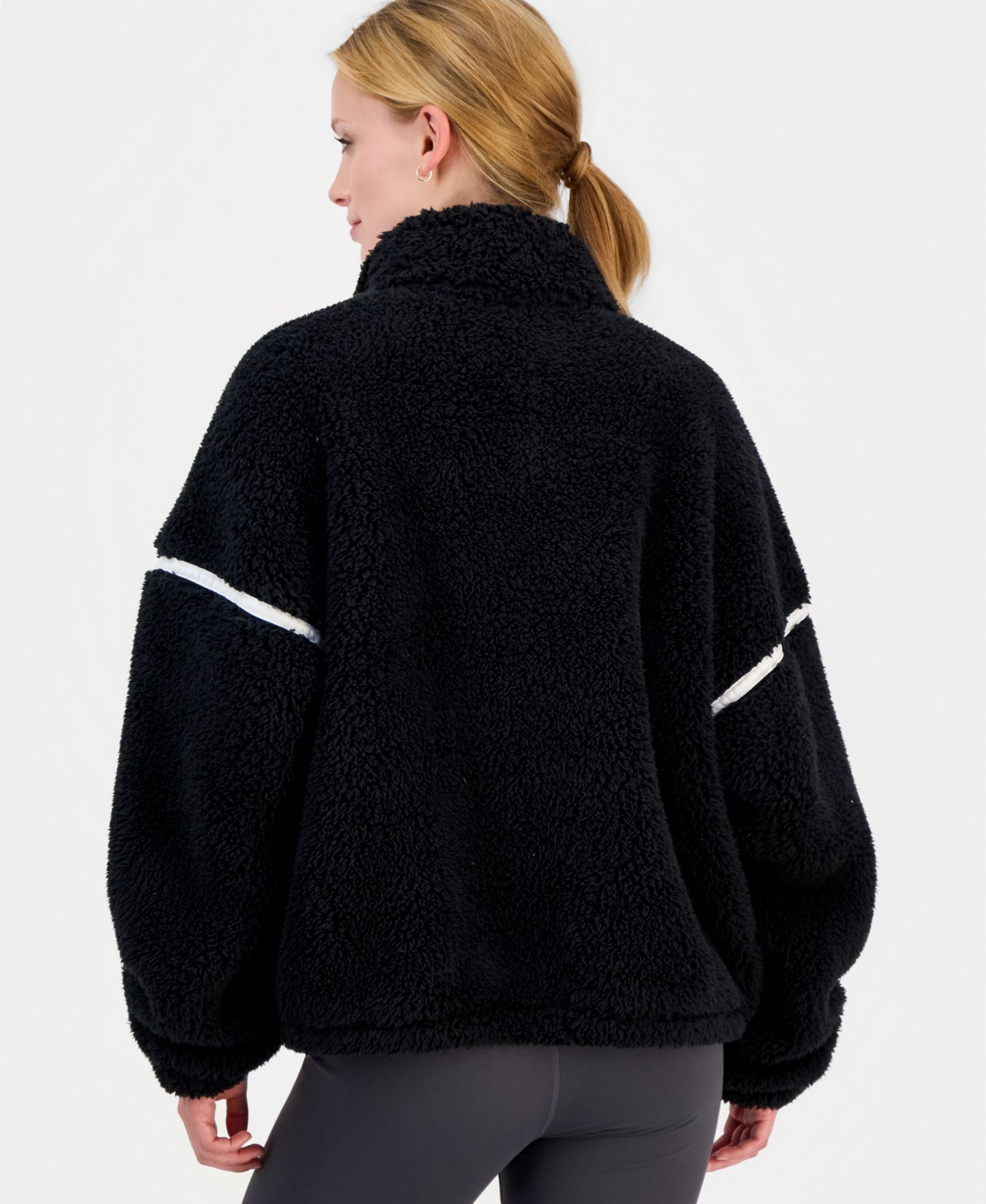 Женский свитер ID Ideology Sherpa Half-Zip Mock Neck Pullover, цвет: Глубокий чёрный — фото 2