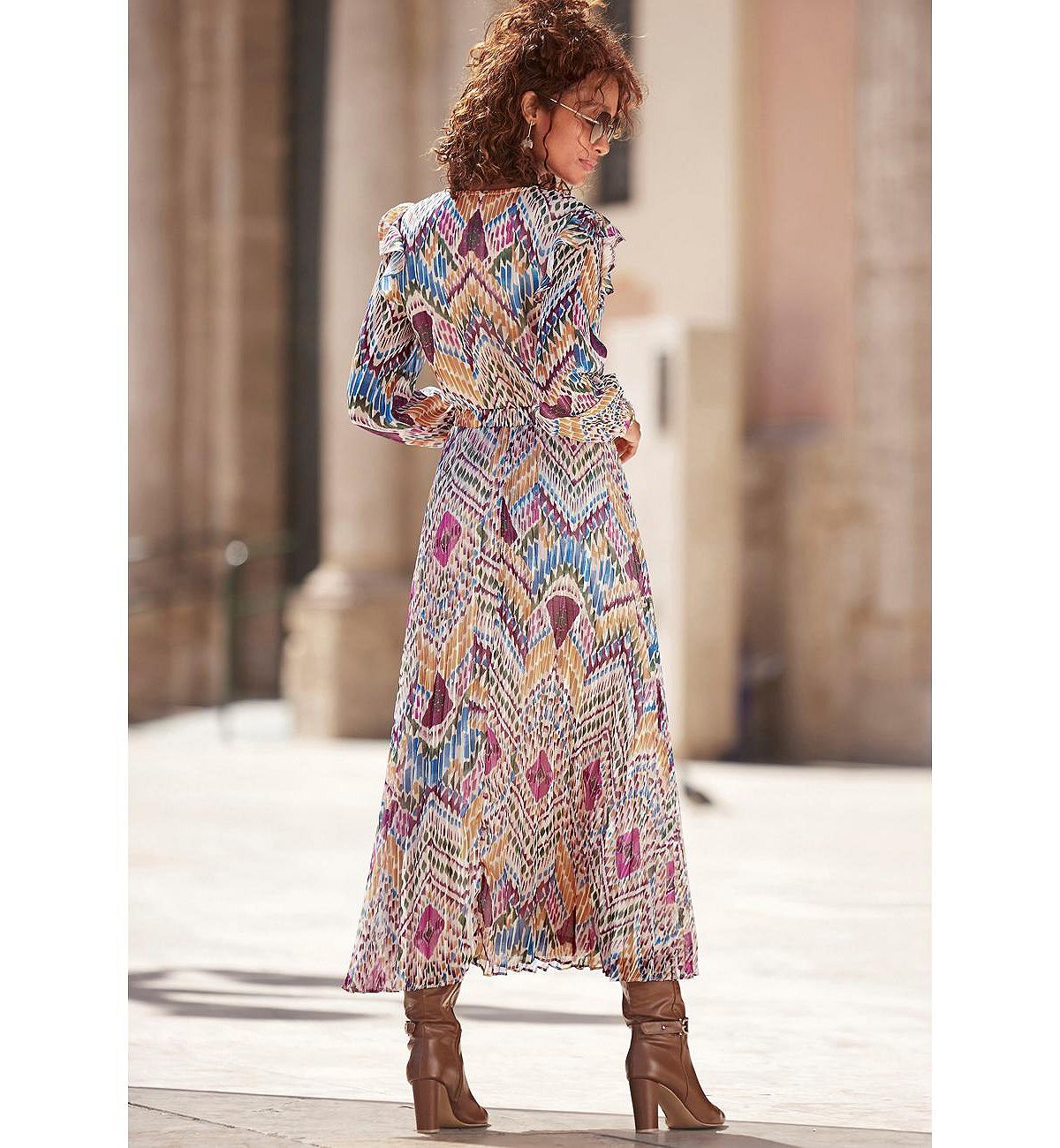 LASCANA Women's Pleated Maxi Dress view 2 — MAYCSS fashion products