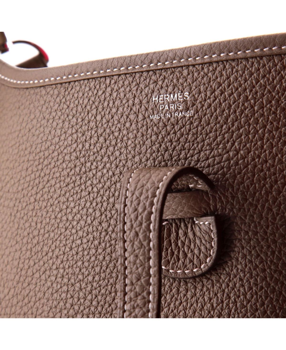 Pre-Owned HERMES Pm Evelyne Bag Gen Iii Clemence