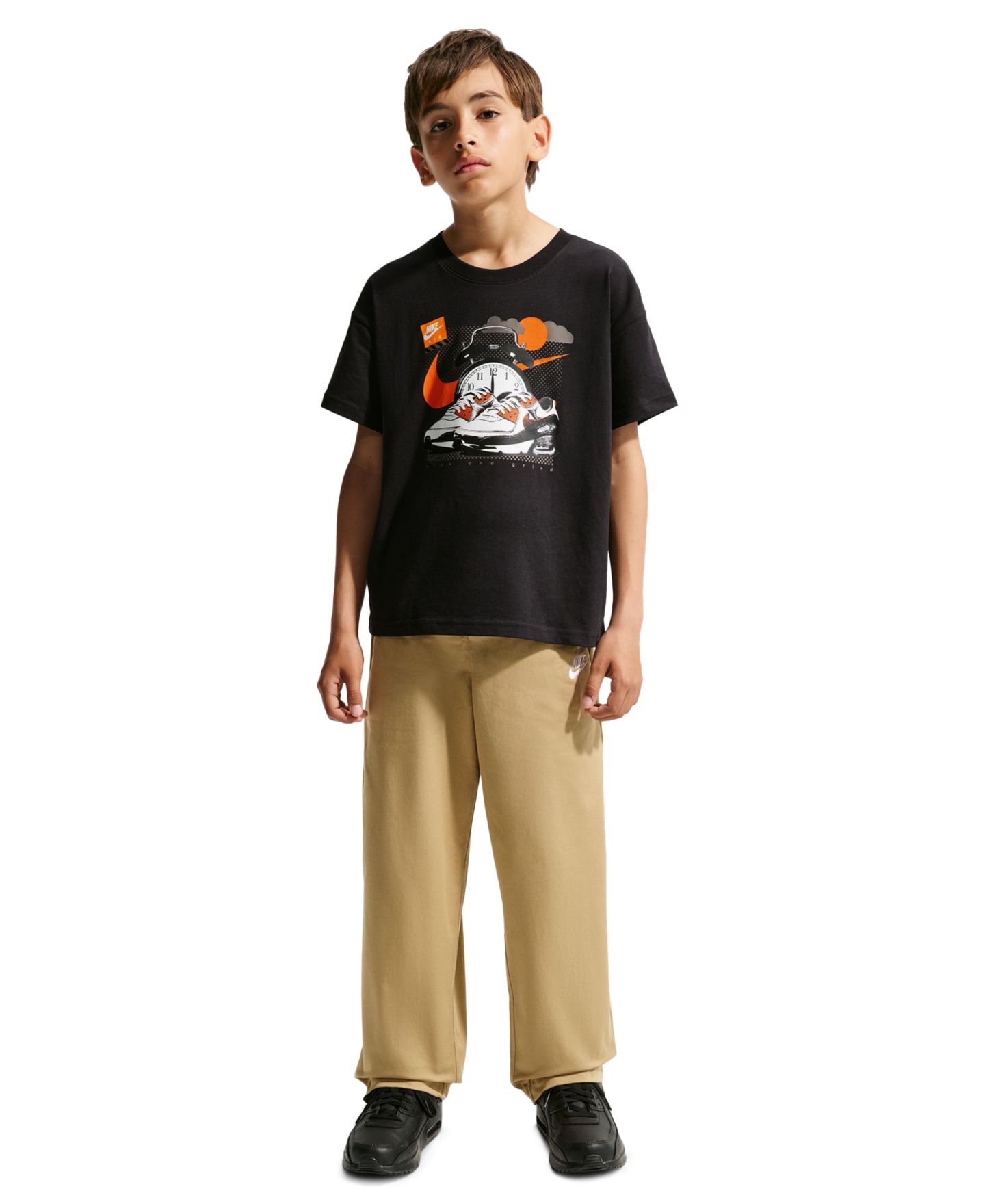 Футболка Nike Sportswear Graphic Print Short-Sleeve T-Shirt для мальчиков, цвет: Чёрный — фото 2