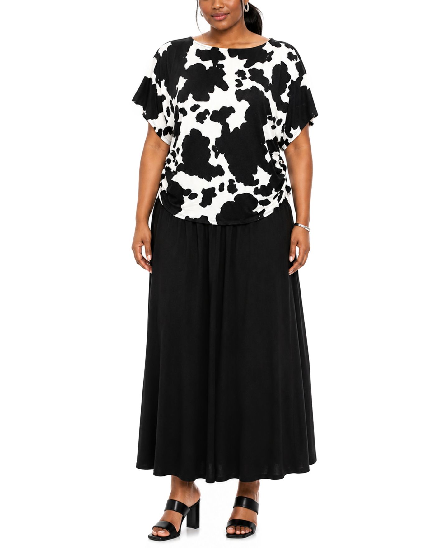 Женский топ COIN 1804 Plus Size Cow Print Batwing Short-Sleeve Side-Ruched Boat Neck, цвет: Слоновая кость чёрный — фото 2
