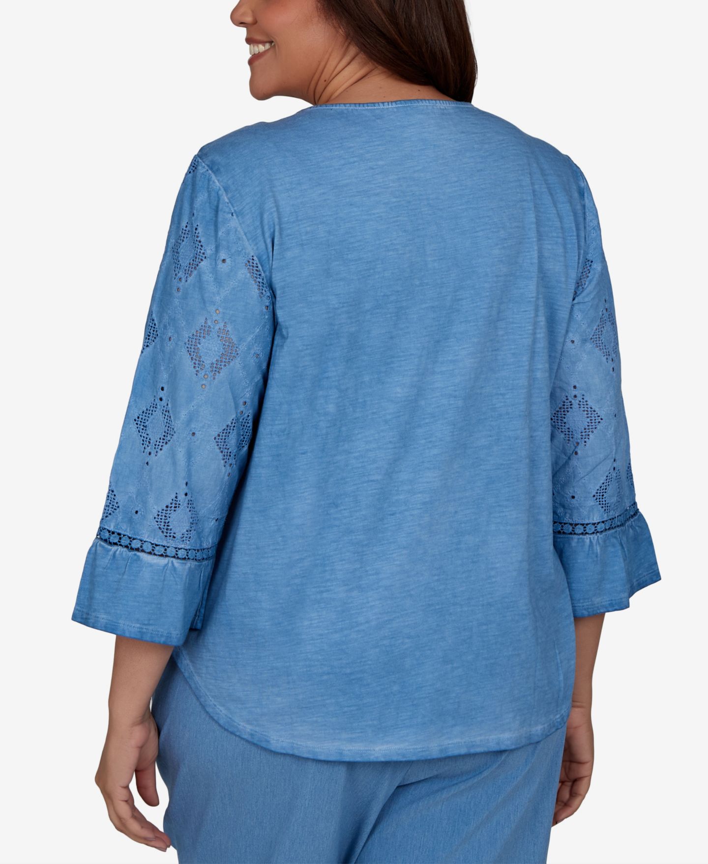 Женский топ Alfred Dunner Plus Size Crewneck 3/4-Sleeve Applique, цвет: Wedgewood — фото 5