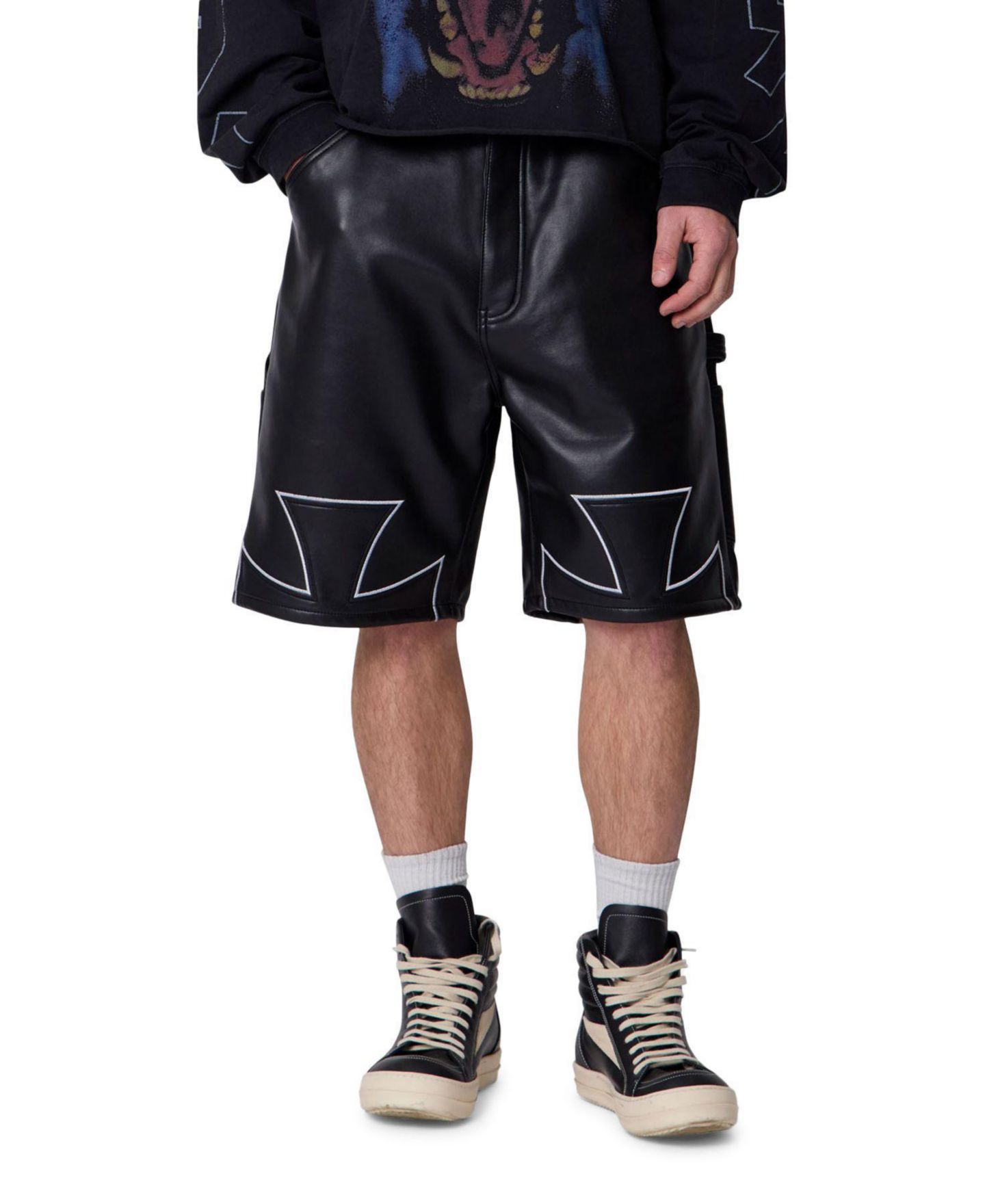 Мужские шорты mnml Ultra Baggy Iron Cross Leather — фото 2