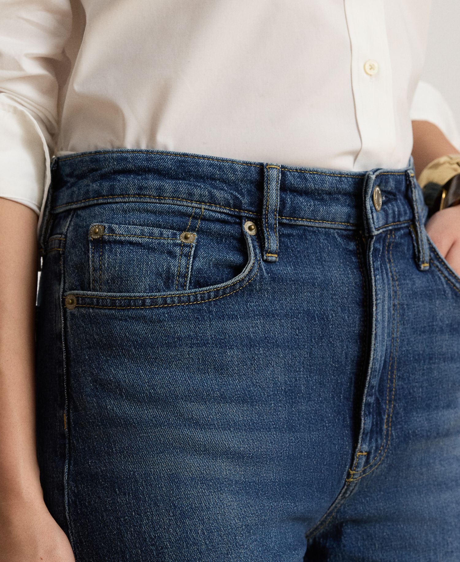 Petite High-Rise Relaxed Straight Ankle Jeans