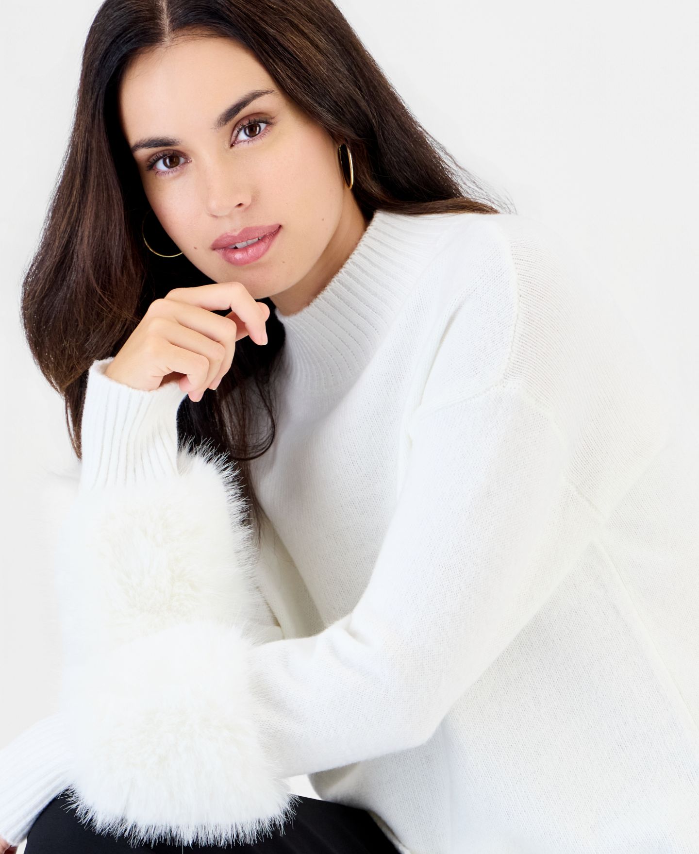 Женский свитер I.N.C. International Concepts Petite Mock Neck Long-Sleeve Faux Fur-Trim, цвет: Magnolia Blossom — фото 3