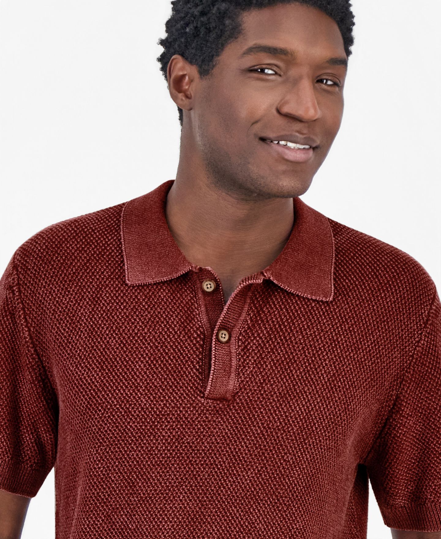 Мужской свитер Sun + Stone Short-Sleeve Textured Polo Sweater, цвет: Вишнёвый красное дерево — фото 3