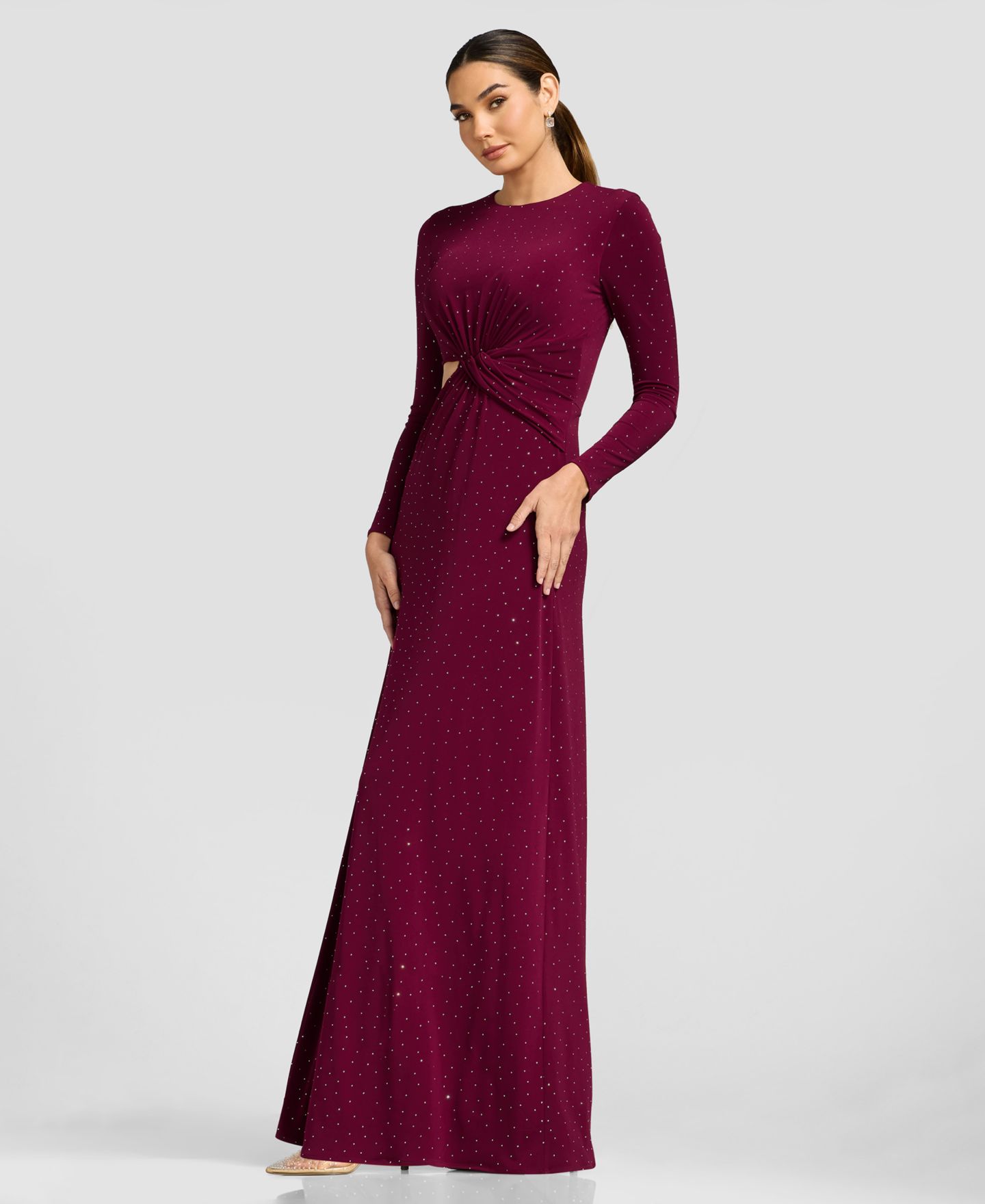 Женское платье Dress the Population Long-Sleeve Gathered Waist with Cutout A-Line, цвет: Тёмный вишнёвый — фото 3