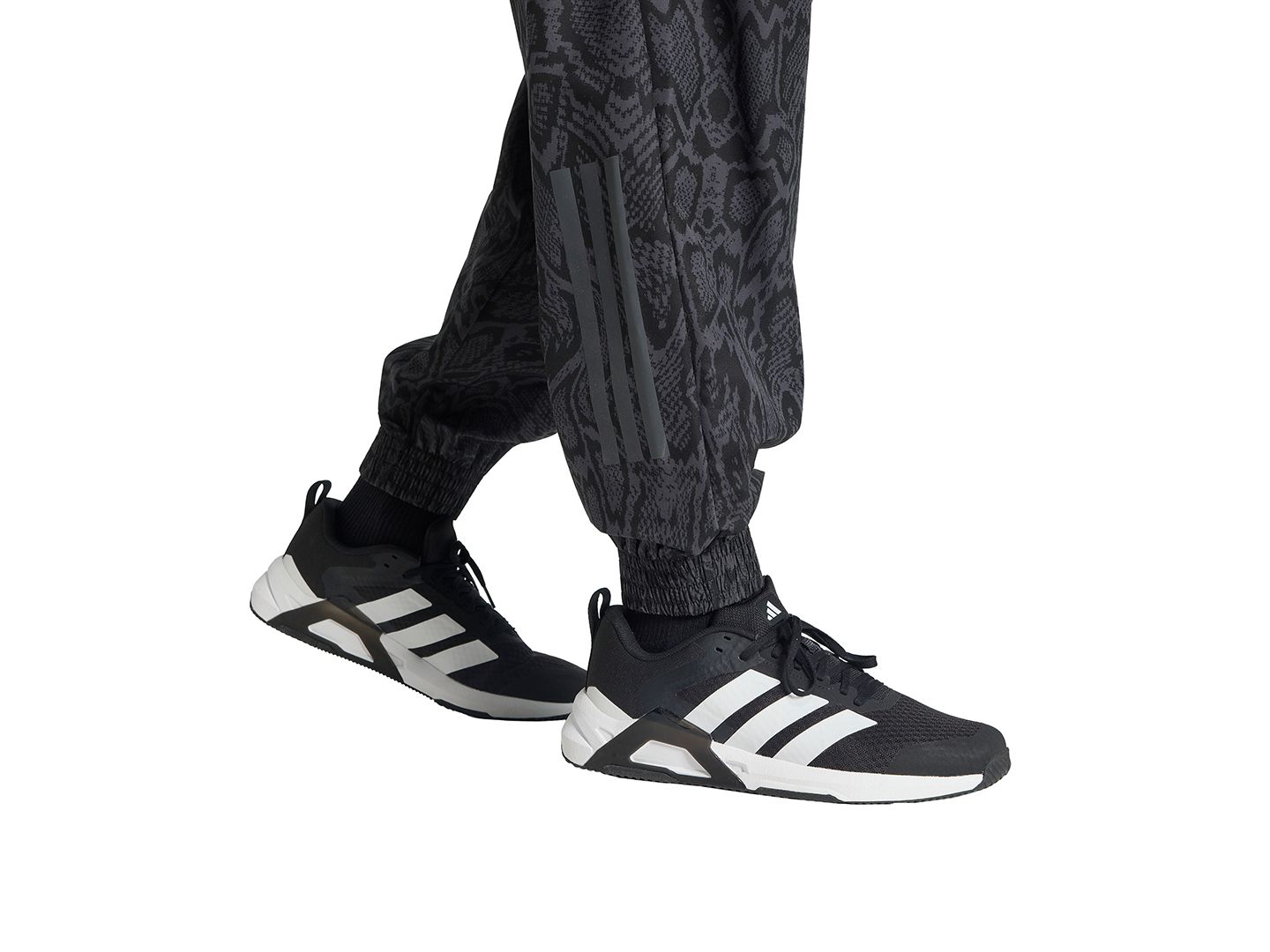 Мужские брюки adidas Power Allover Print, цвет: Карбоновый — фото 3