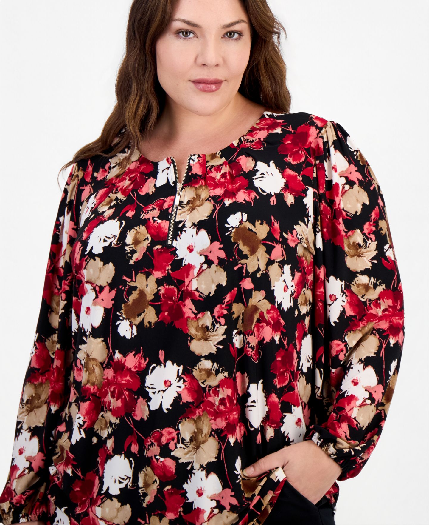 Женская блузка Anne Klein Essentials Plus Size Long-Sleeve V-Neck Floral, цвет: Чёрный разноцветный — фото 4