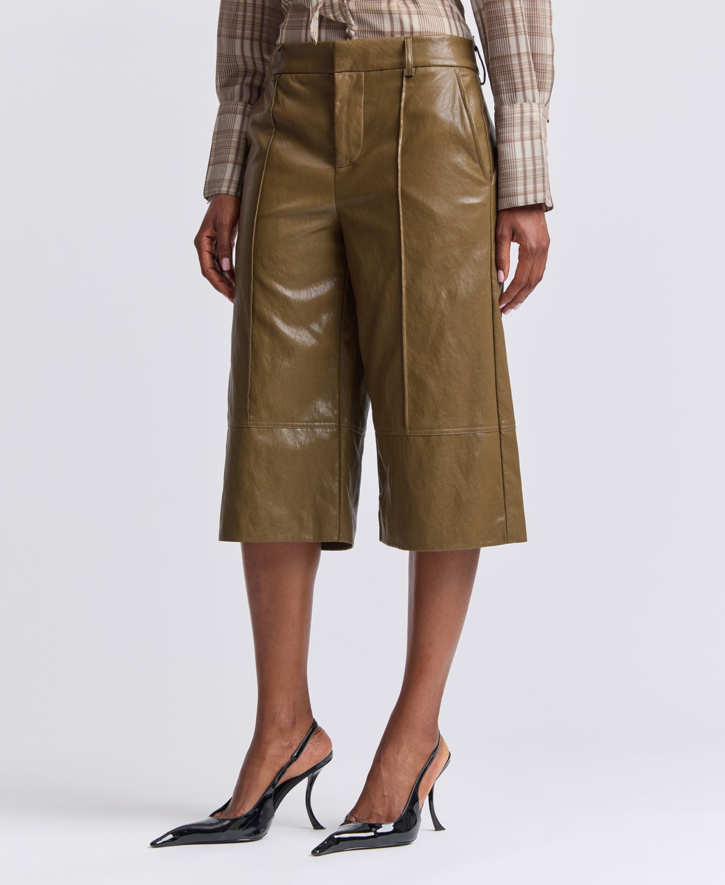 Женские шорты Avec Les Filles Wide-Leg Low-Rise Faux Leather, цвет: Глубокий мох — фото 4