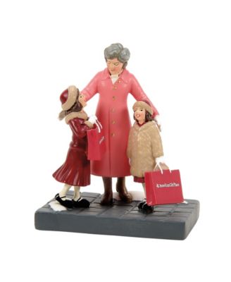 Christmas in the City Table For Five Figurine