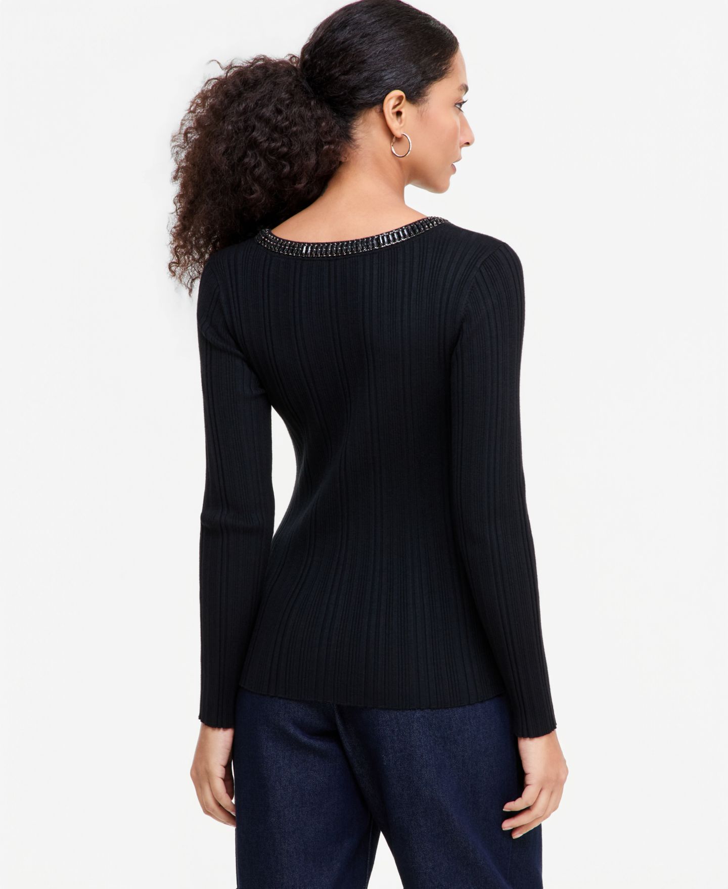Женский свитер I.N.C. International Concepts Embellished Scoop Neck Ribbed, цвет: Глубокий чёрный — фото 2