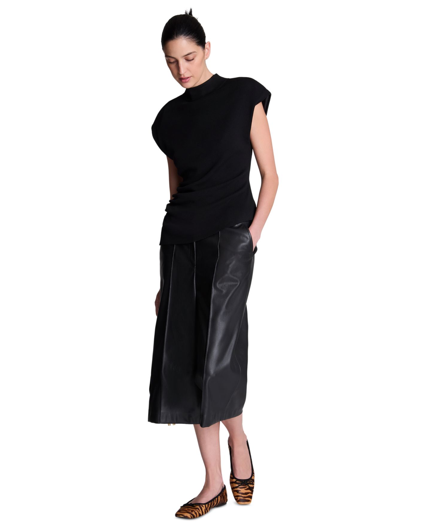 Женский топ Kenneth Cole Extended Shoulder Keyhole Back Mock Neck, цвет: Чёрный — фото 3