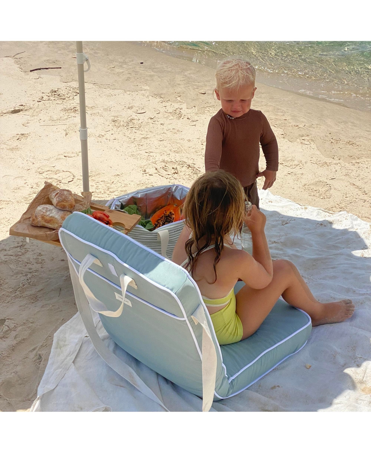 SUNNYLiFE Take Anywhere Folding Chair