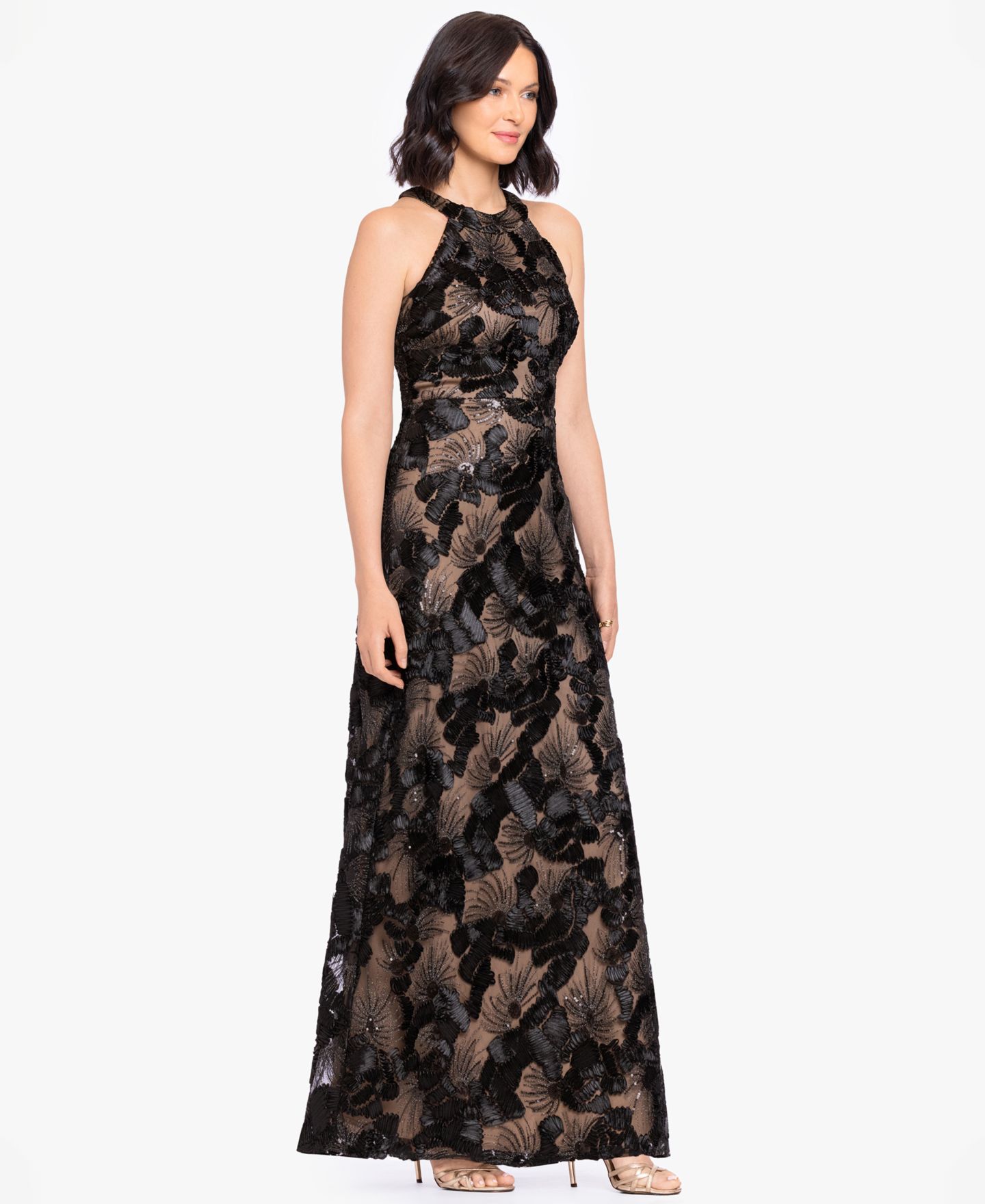 Женское платье Betsy & Adam Sequined Soutache Halter Gown, цвет: Чёрный телесный — фото 2