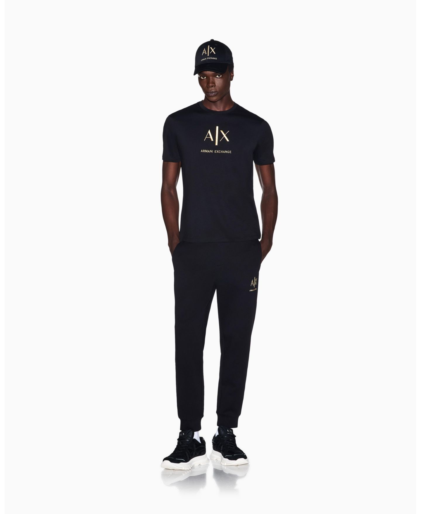 Мужская футболка A|X Armani Exchange Black And Gold Slim, цвет: Чёрный — фото 2