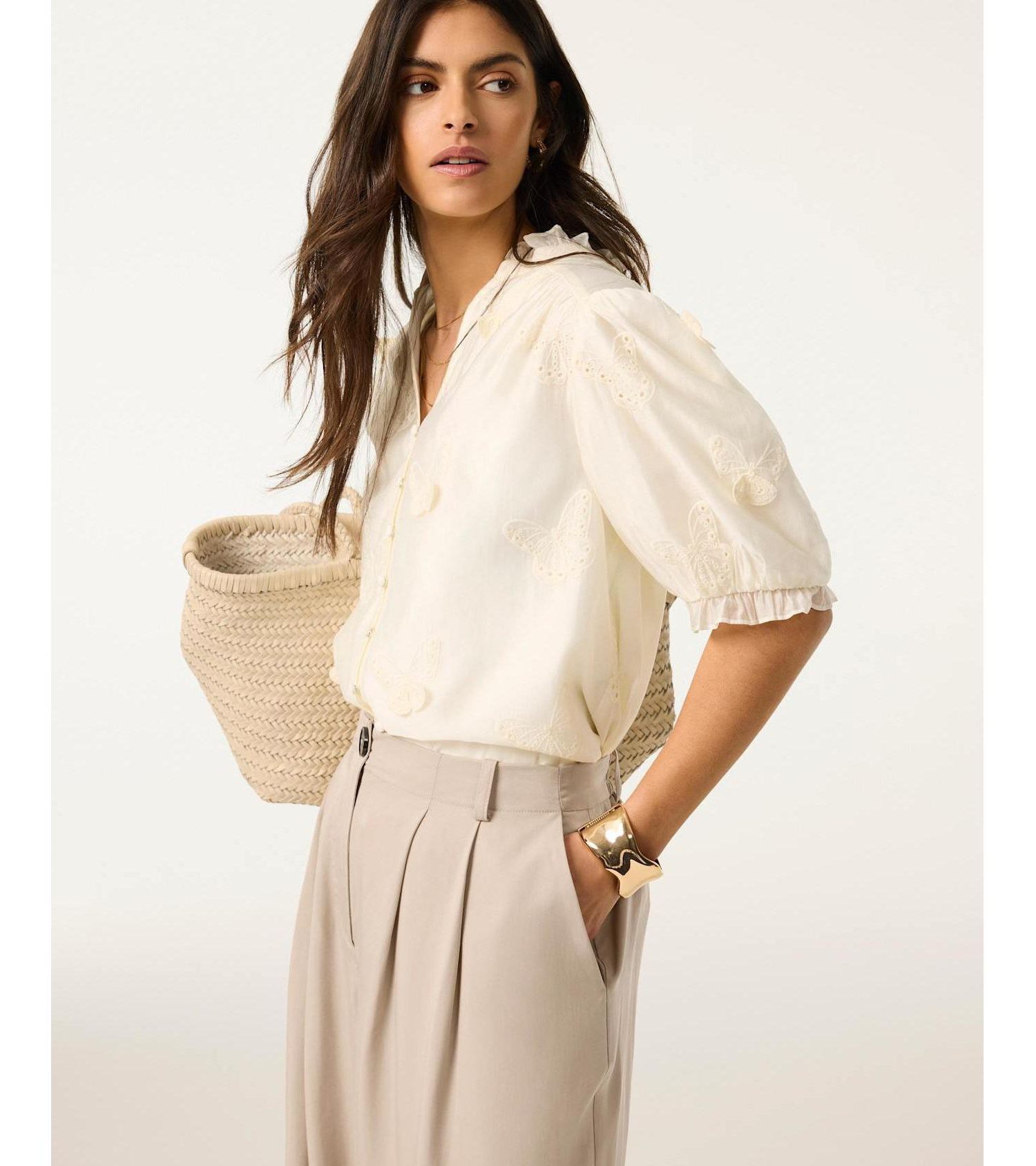 Women's Short-Puff-Sleeve V-Neck Applique Butterfly Blouse