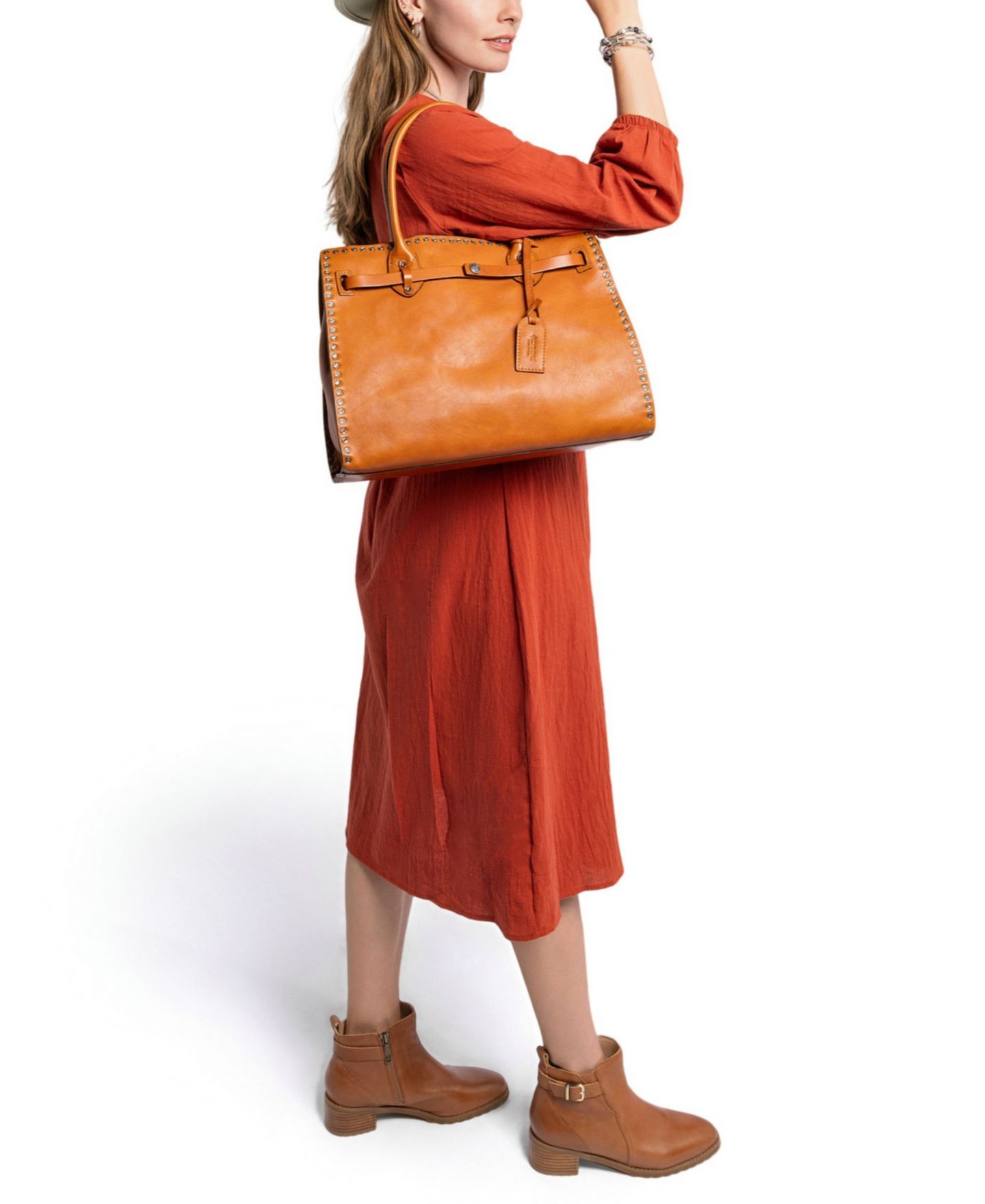 Женская сумка OLD TREND Westland Large Studded Leather Satchel, цвет: Верблюжий — фото 6