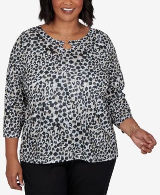 Plus Size Animal-Print 3/4-Sleeve Blouse