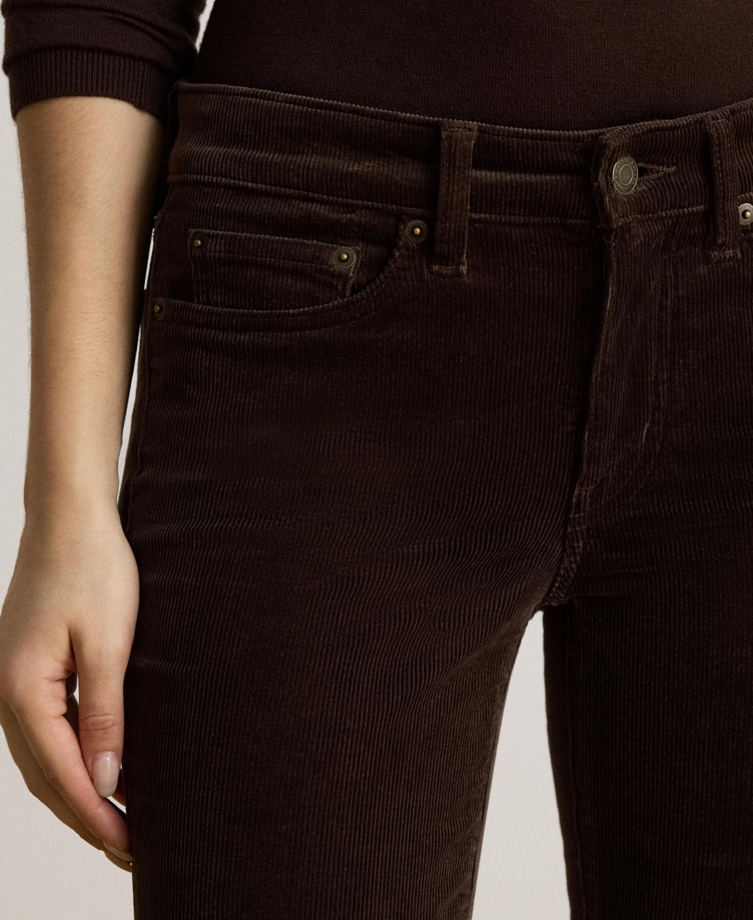 Women's Mid-Rise Slim-Straight Corduroy Pants