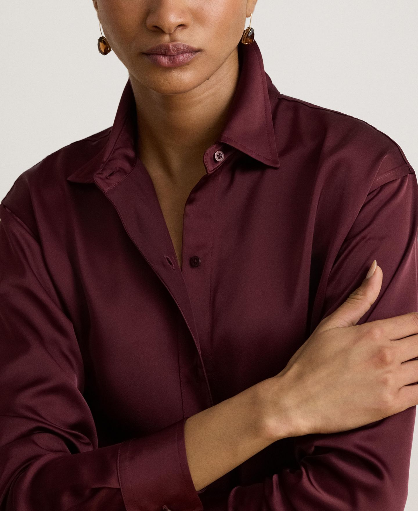 Женская рубашка Lauren Ralph Lauren Relaxed-Fit Satin Charmeuse, цвет: Тёмный гранатовый — фото 5