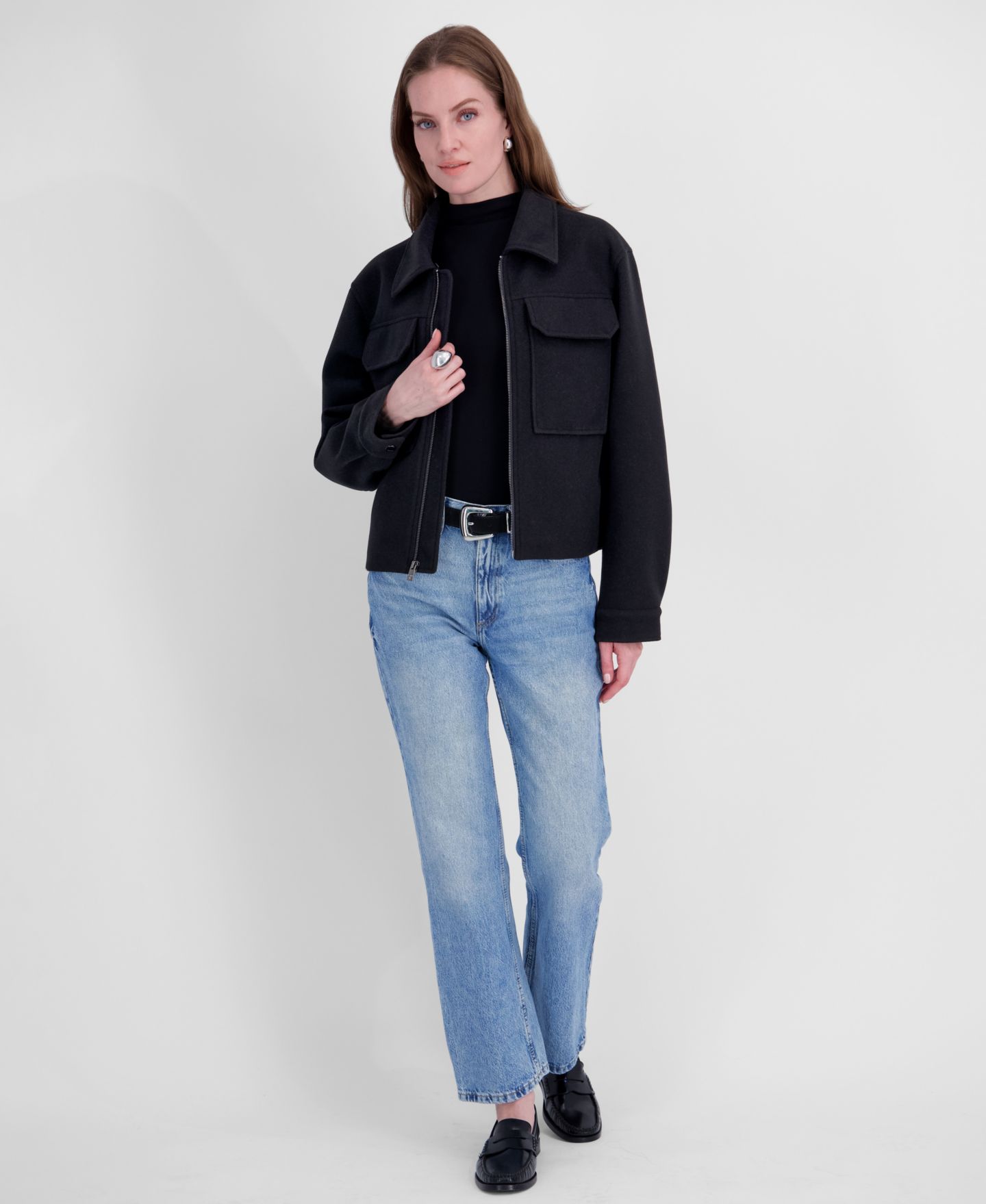 Женское пальто Tahari Detachable Faux-Fur Collar Cropped Coat, цвет: Чёрный — фото 5